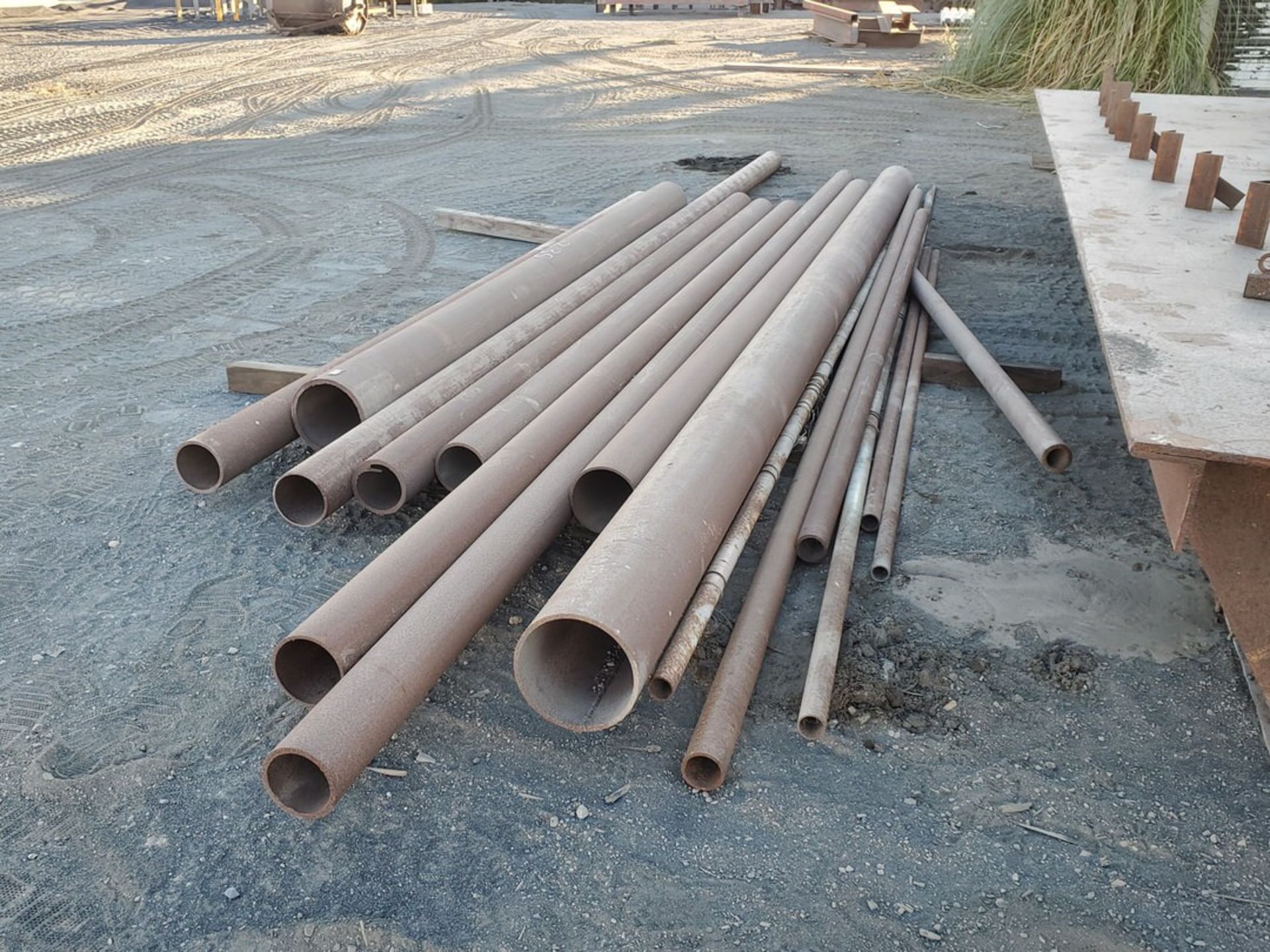 Assorted S/S Raw Matl. To Include But Not Limited To: Rebar, Pipe, Flat Bar, Angle, Sq. Tubing, Up - Image 5 of 14