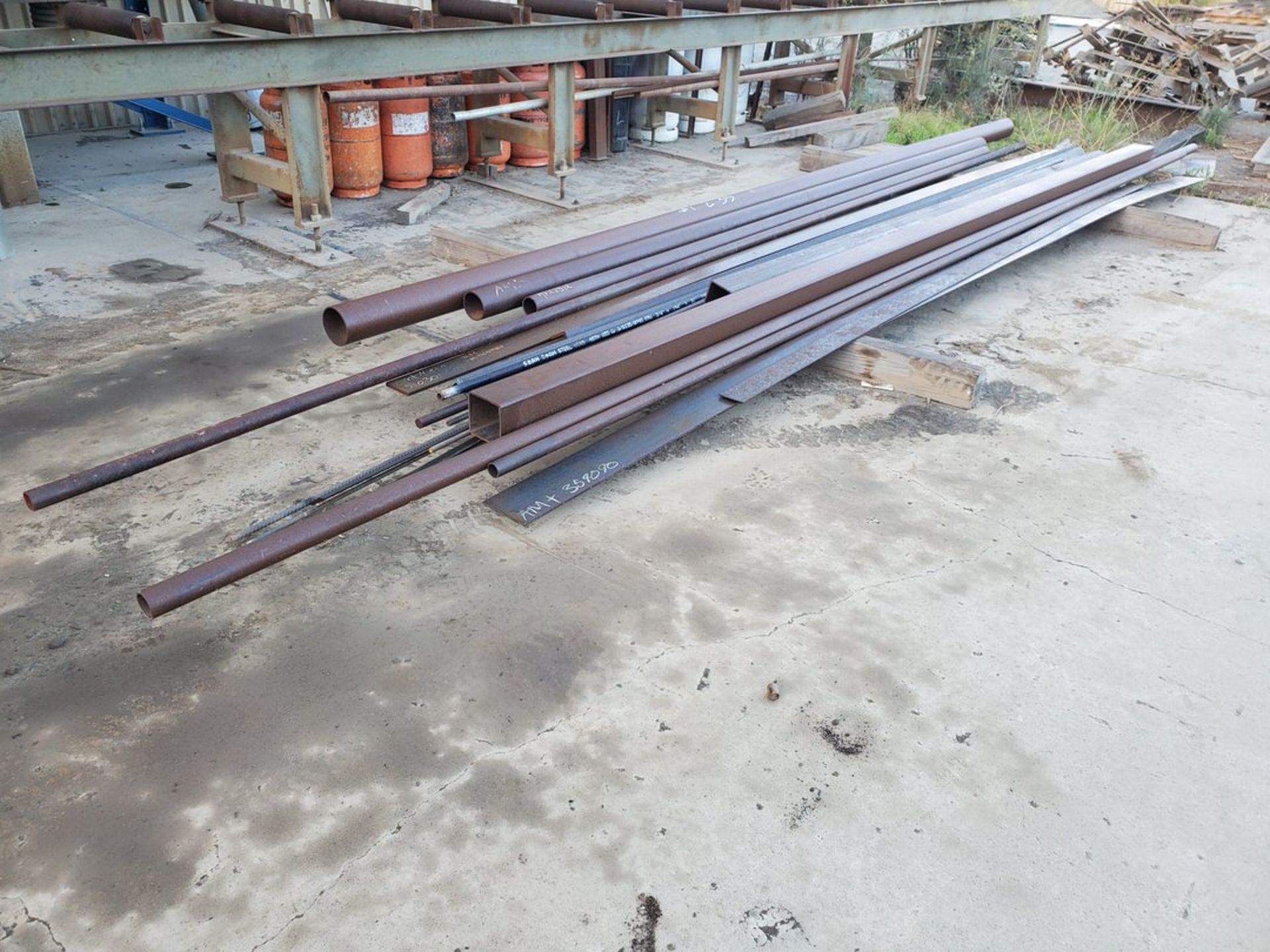 Assorted S/S Raw Matl. To Include But Not Limited To: Rebar, Pipe, Flat Bar, Angle, Sq. Tubing, Up - Image 6 of 14