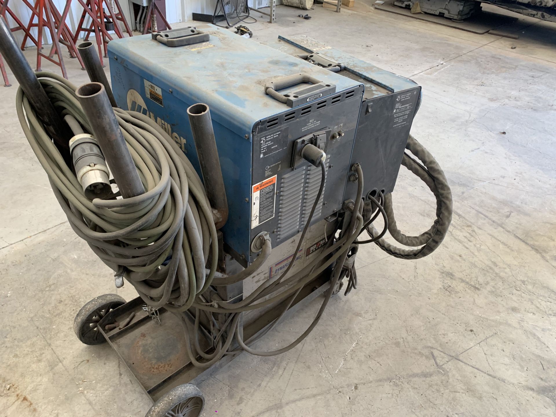 Miller Invision 456MP Welder w/ Miller XR Control Extended Reach Wire Feeder, Dynaflux, Inc Vane - Image 5 of 5