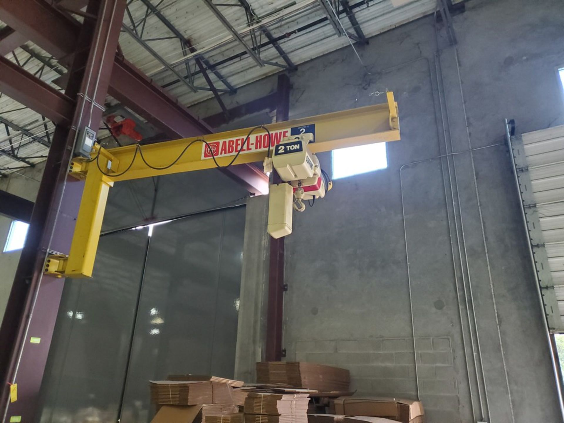 Abbell Howe Wall Mounted 2 Ton Jib Crane w/ 2-Ton Coffing Hoist & 2-Button Pendant - Image 4 of 13