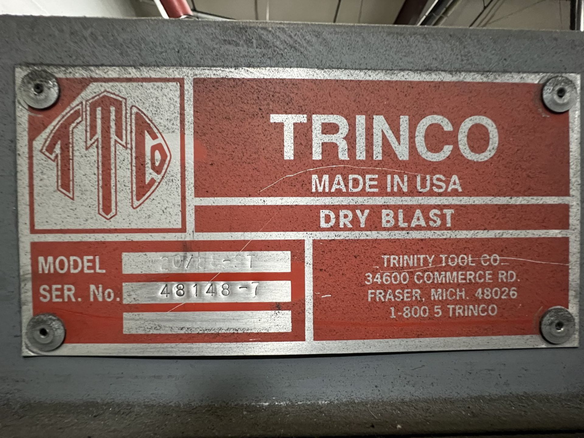 Trinco 20/88-ST 24”W x 18”D x 23”H Dry Blast Cabinet With Large 19 1/2” x 12” Safety glass window, - Image 4 of 4