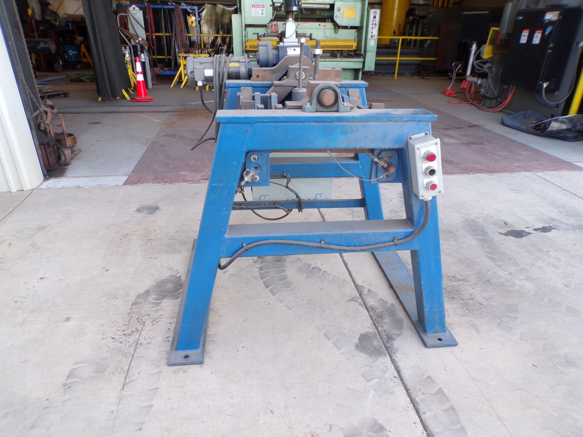 Bearing Assembly Table (LOCATION: Tucson, AZ) - Image 4 of 5