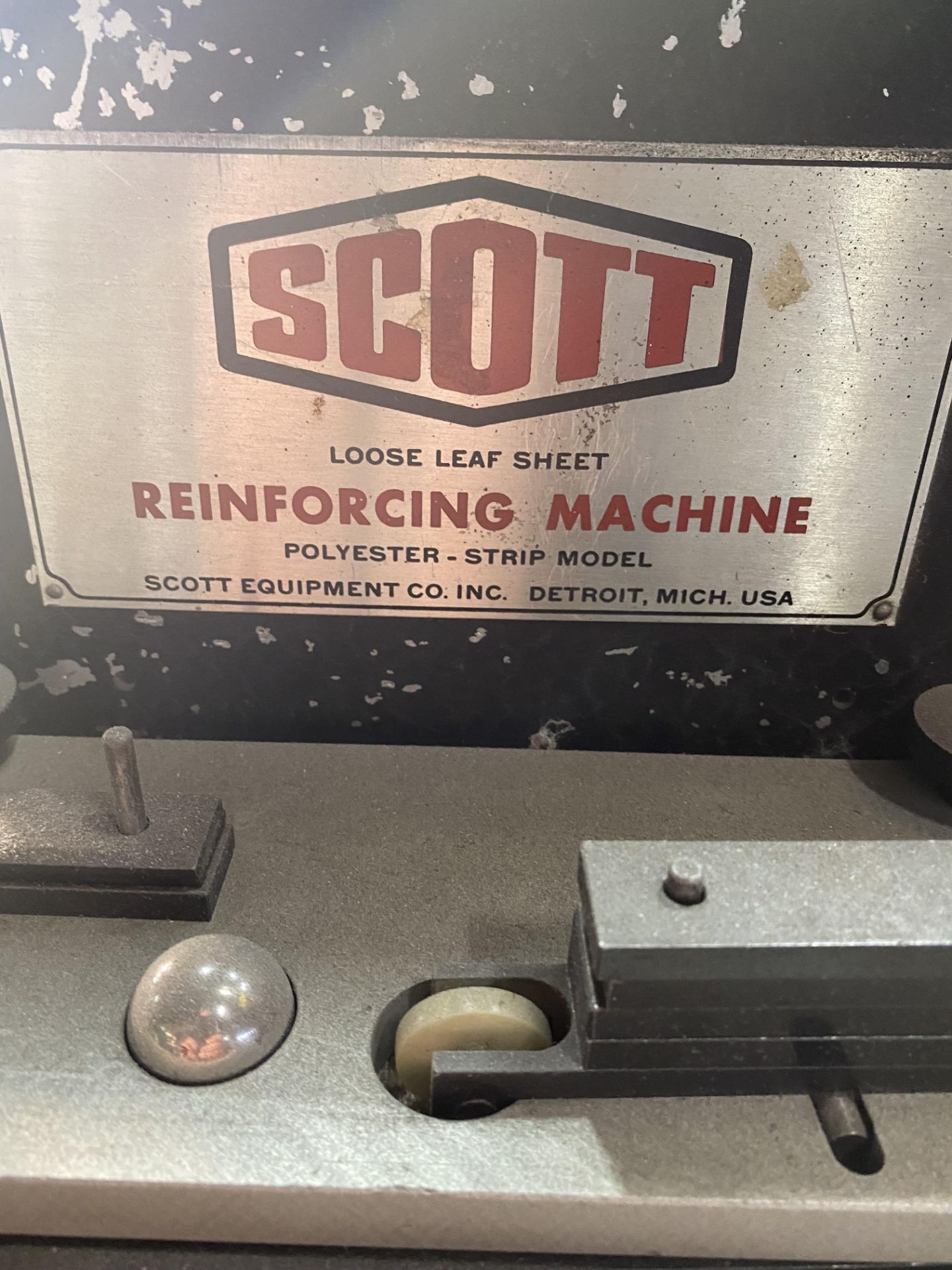 Scott Loose Leaf Sheet Reinforcing Machine s/n 9P-02036 - Image 2 of 5