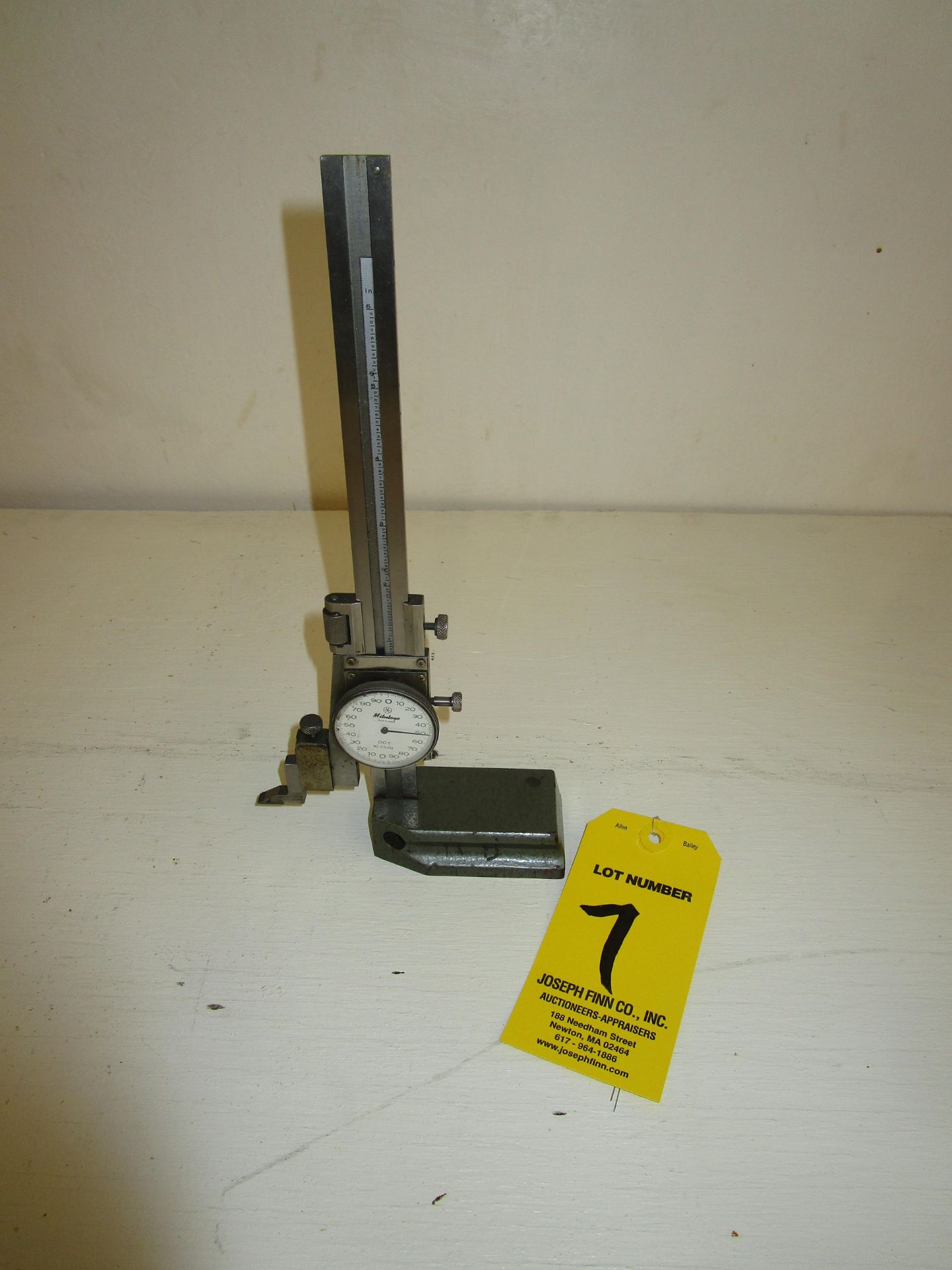 (1) Mitutoyo 6" Dial Height Gage