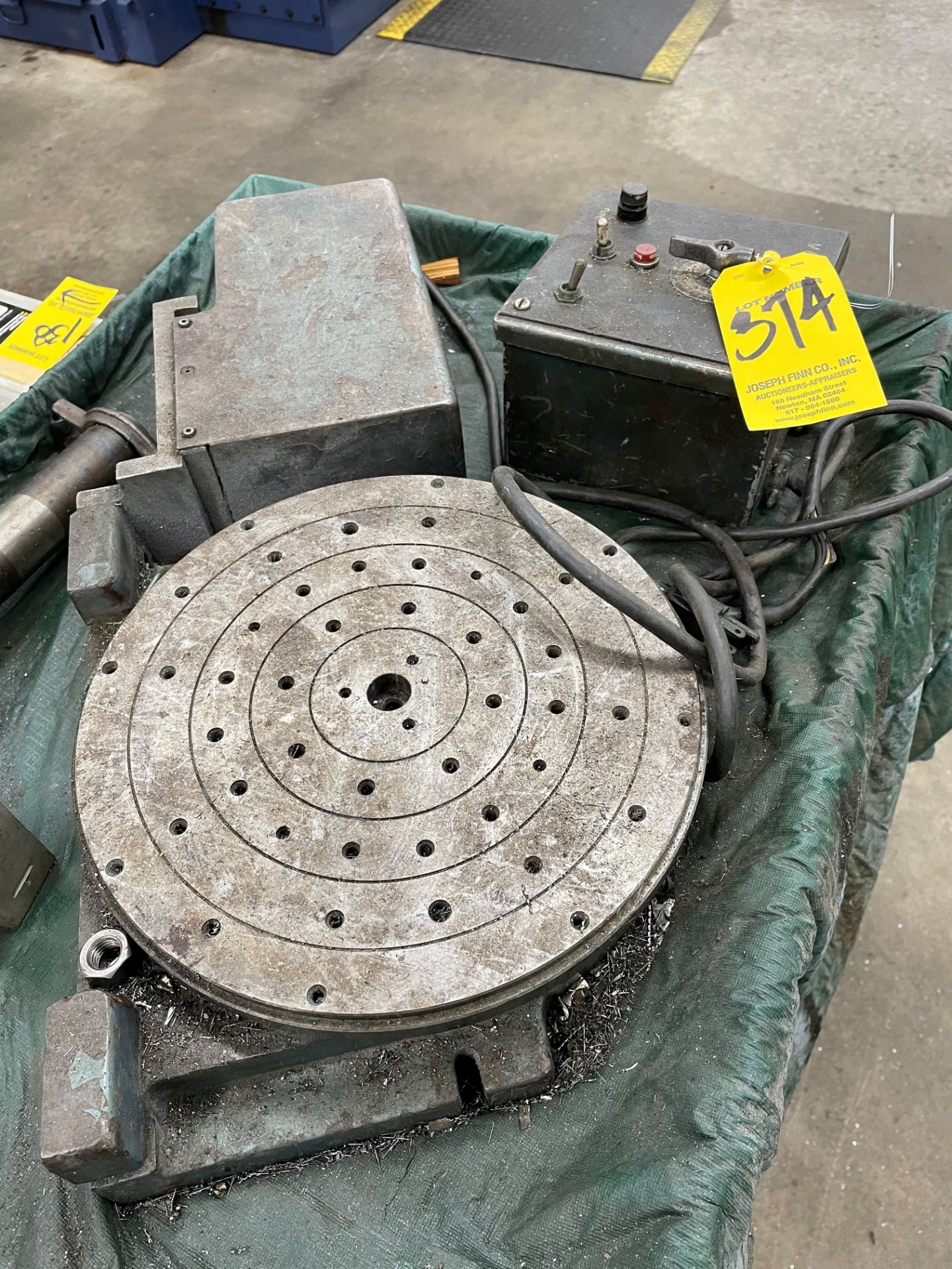 (1) 10" Power Rotary Table