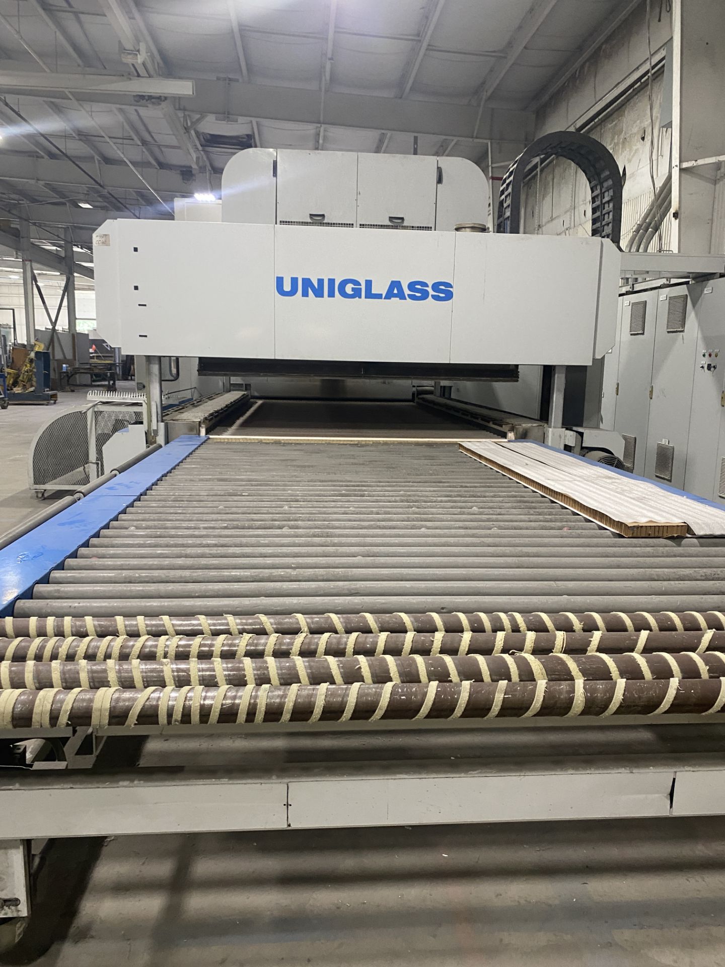 2009 Uniglass UGC-2100 x 3600-1 Glass Tempering Furnace, 791 KW Heating, Drives, Blower Motors - Image 8 of 23