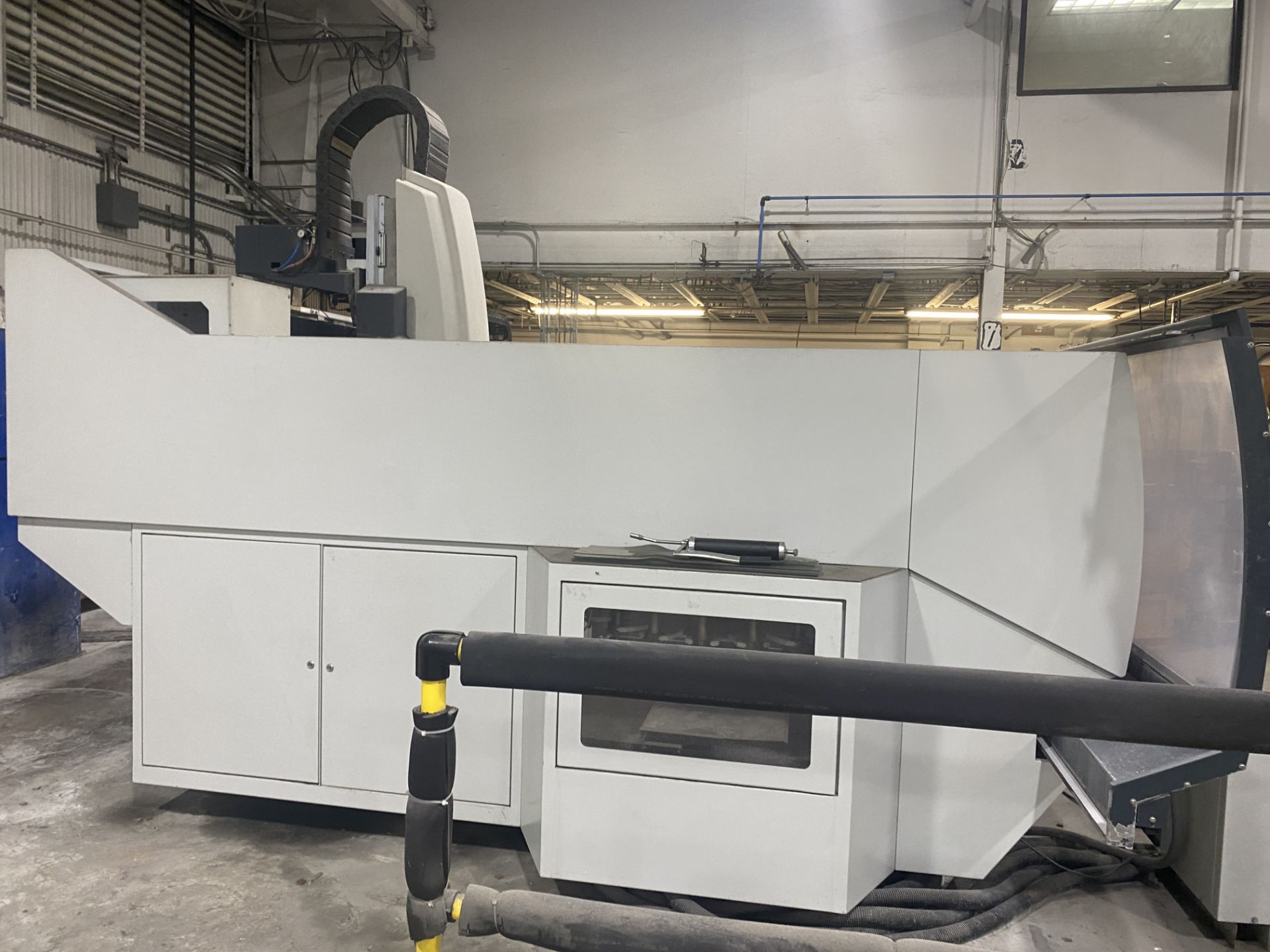 2016 Intermac Model Master 43 CNC Glass Machining Center, Table Size 90” x 160” 4060mm x 2300mm, - Image 7 of 19