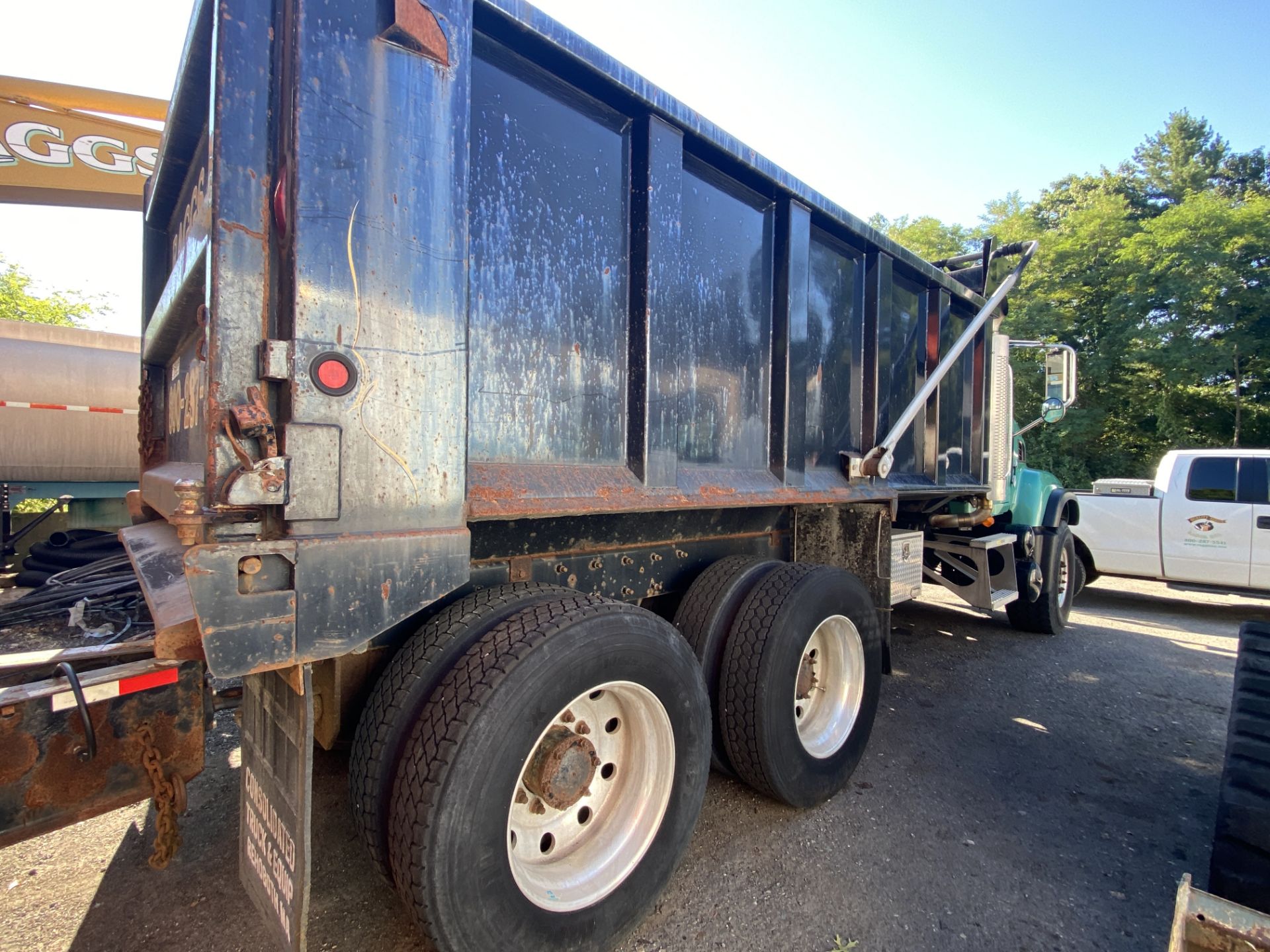 2007 Mack Granite CV713 Tandem Axle Dump Truck VIN 1M2AG11C27M068359, 75,579 Miles, Alcoa Rims, - Image 11 of 25