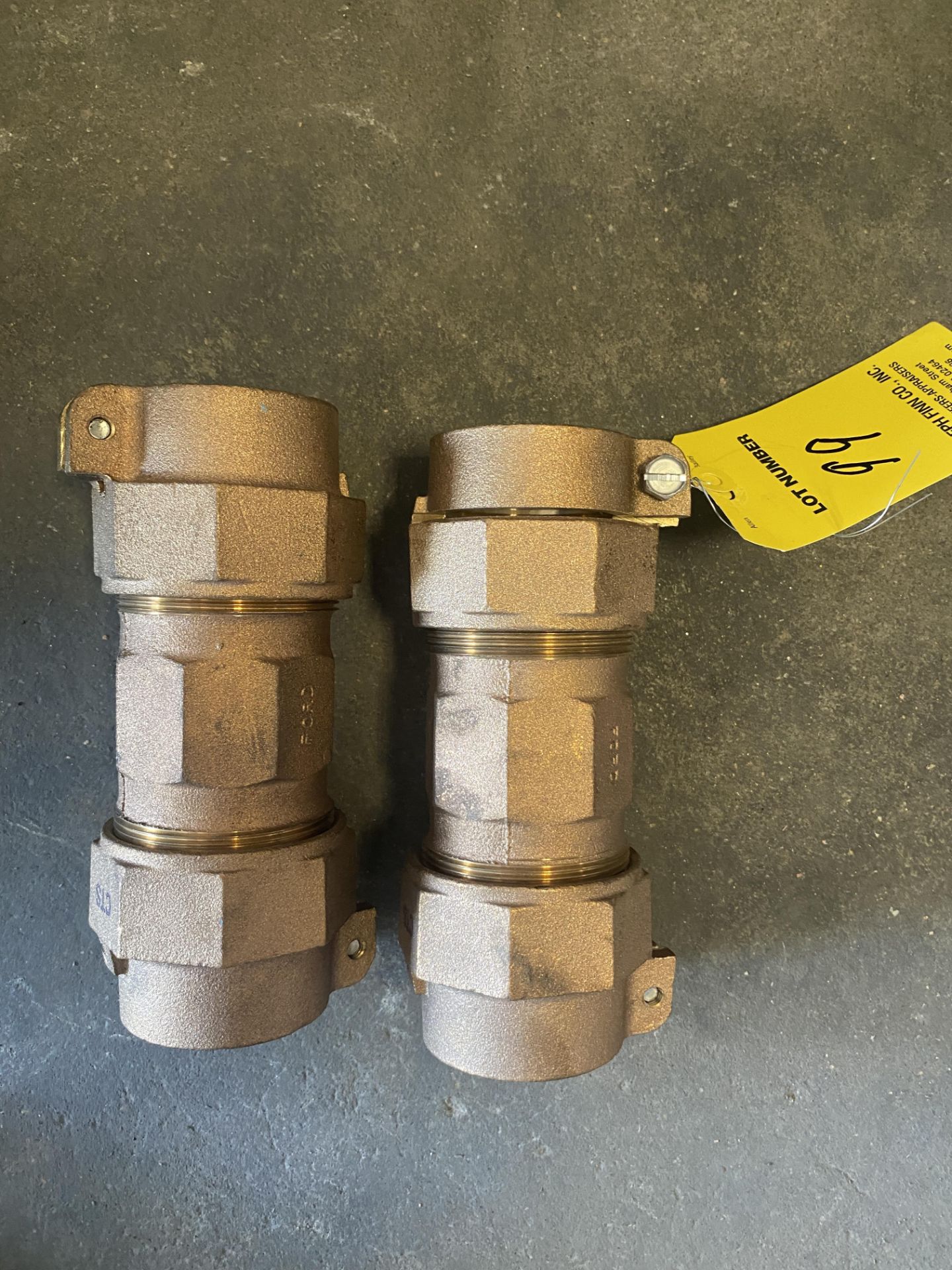 LOT (2) Bronze CTS 2" Couplings - Image 2 of 2