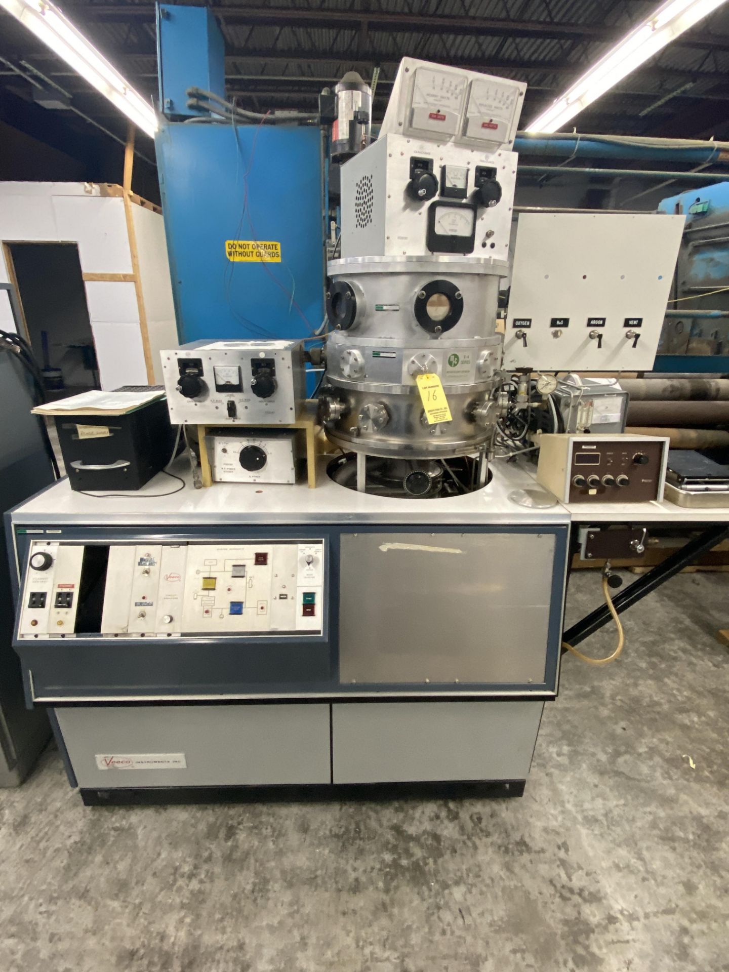 Veeco Instruments Sputtering Vacuum Metallizer with MRC V-4 Chamber, Inficon XTC, Veeco RG 1000 - Image 2 of 12
