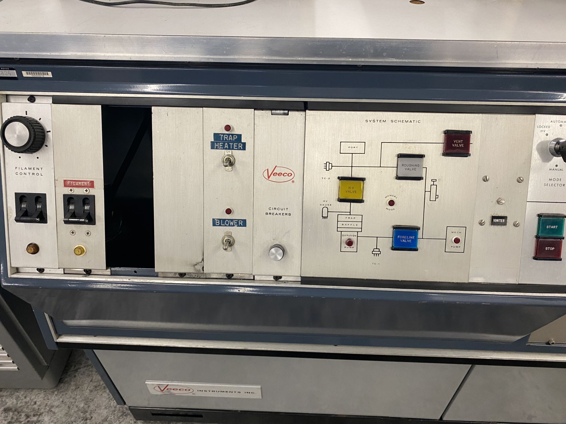 Veeco Instruments Sputtering Vacuum Metallizer with MRC V-4 Chamber, Inficon XTC, Veeco RG 1000 - Image 10 of 12