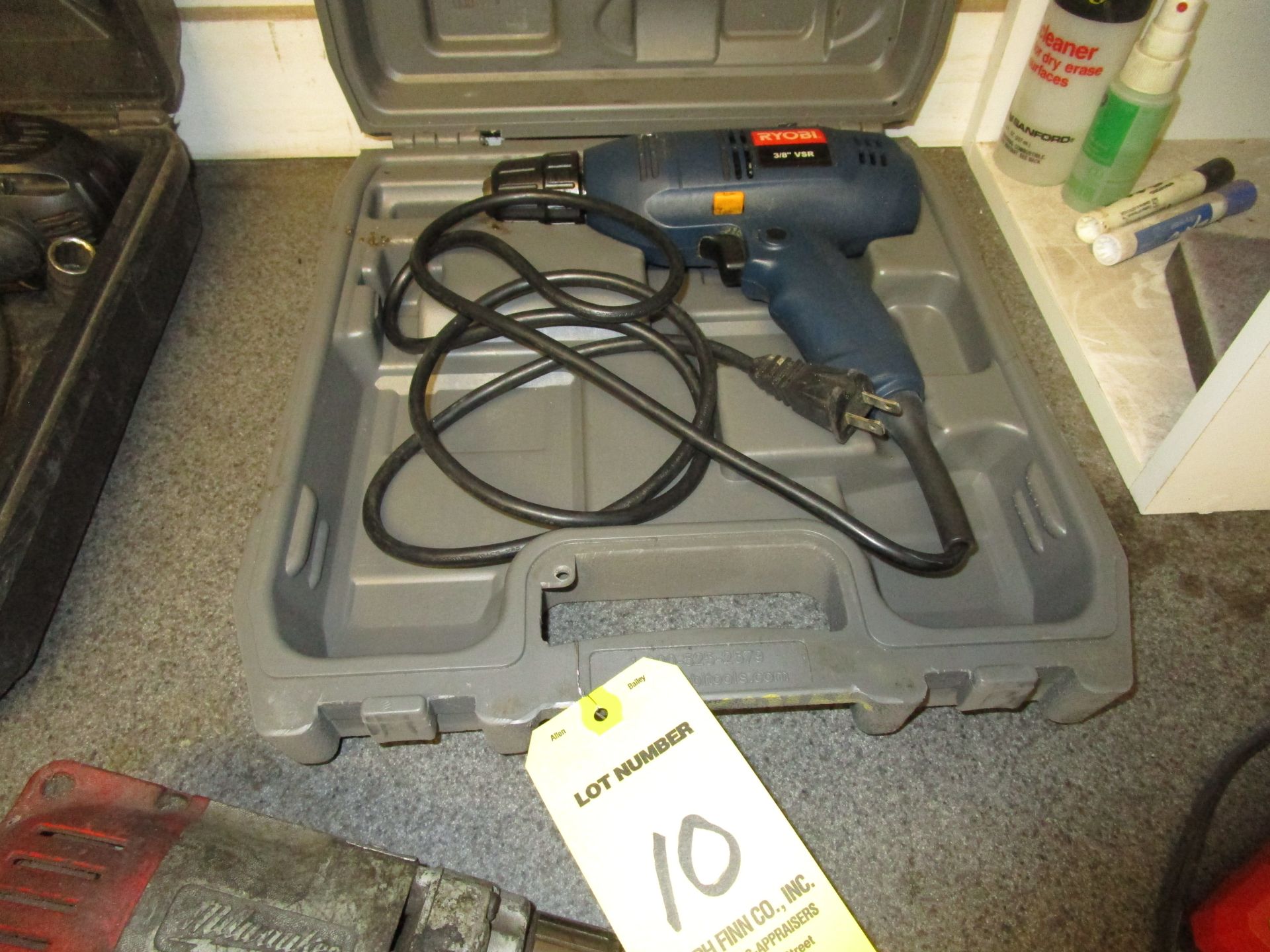 (1) Ryobi 3/8" VSR Elec. Drill w/ Case