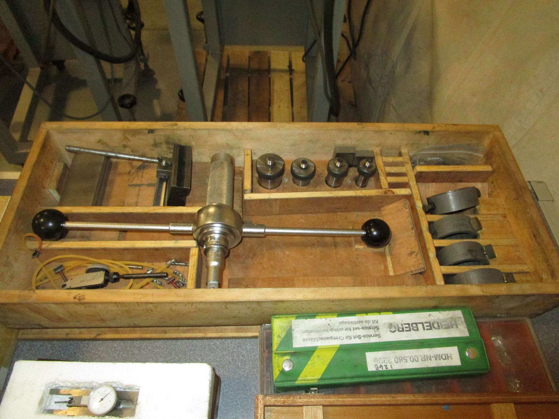 LOT Levels, Squares, Indicator Stand, Calipers, Indicators on Table - Image 4 of 5