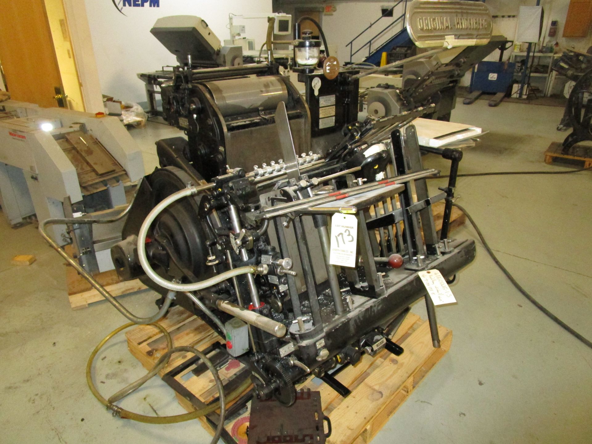 Heidelberg 10" x 15" Windmill Press s/n T134135E w/ New Die Cut Plate and 5 Chases - Image 2 of 3
