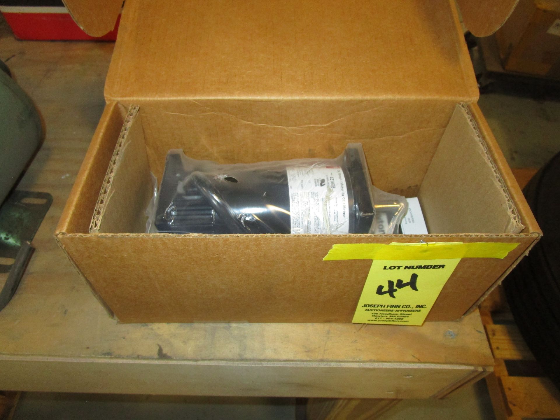 (1) Dayton 42 140B DC Motor