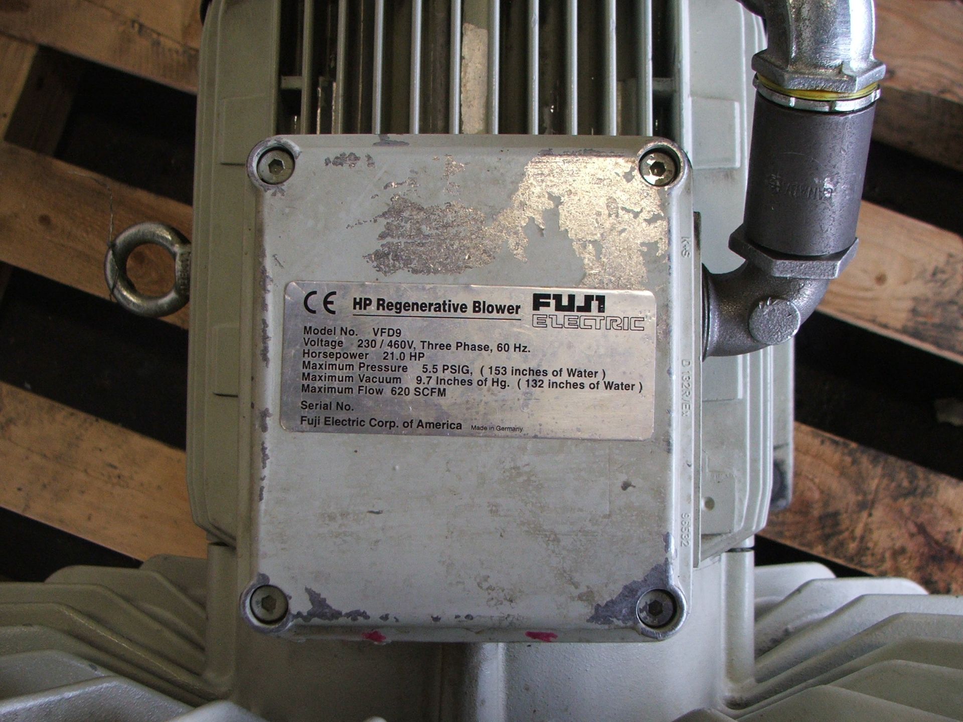 (3) Fuji electric regenerative blowers. Model VFD9. 20.5 HP AC motor; manufacturer of motor is - Image 4 of 4