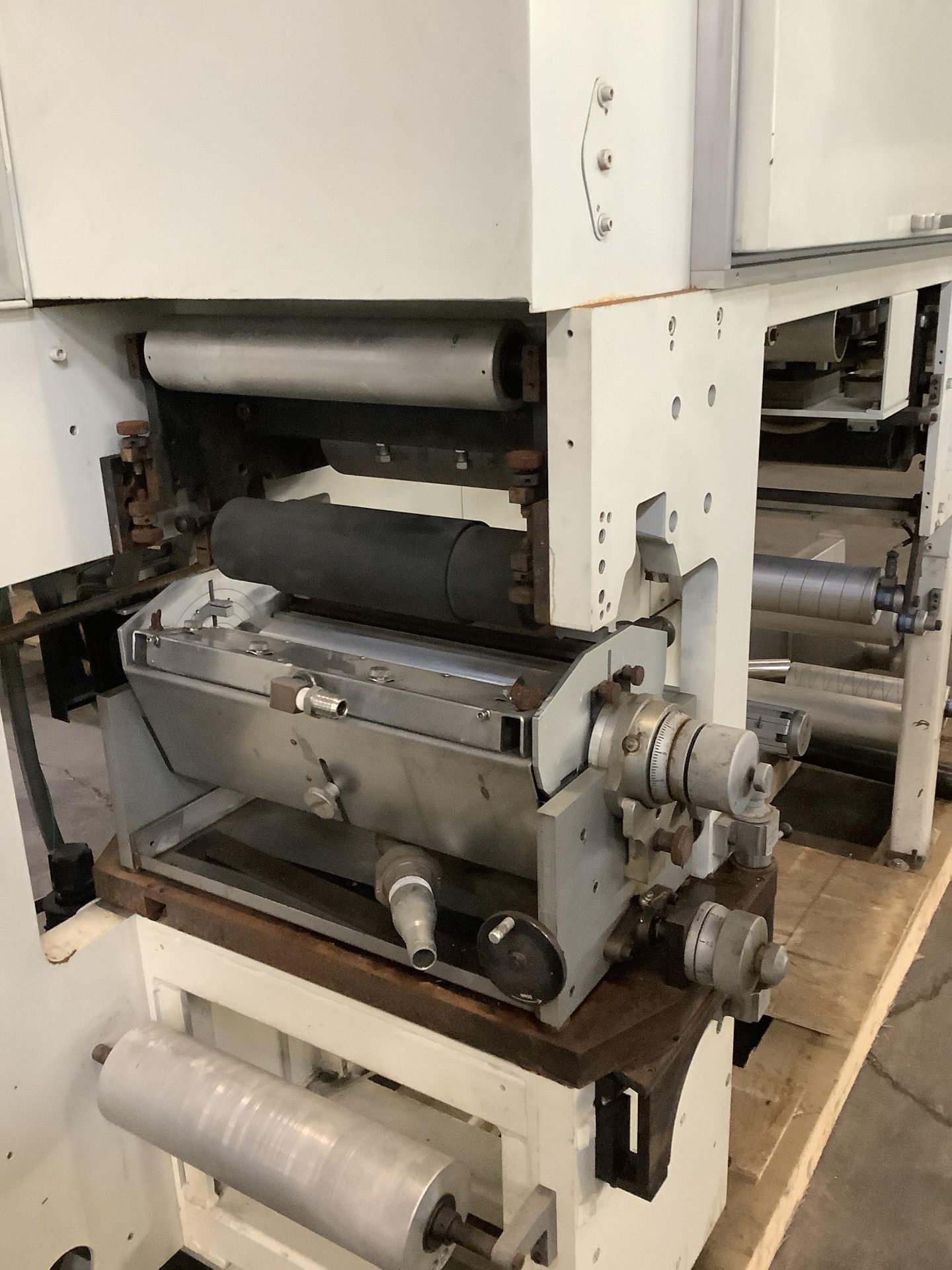 15” Chesnut, serial # 286, 1-color Model 150 laminator / printer, 2-roll rotogravure coating station - Image 9 of 23