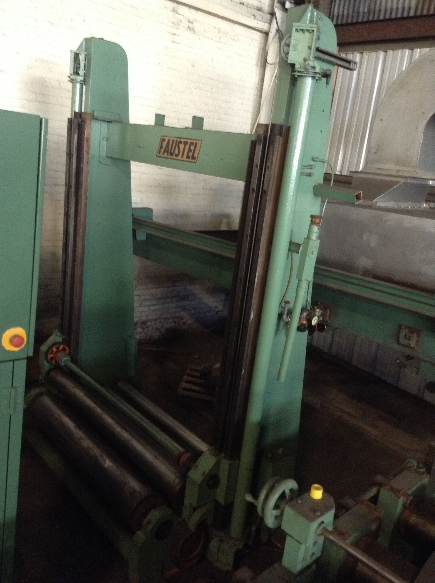 56" Faustel 2-drum surface rewind single shaft rewinder. Was inline with a laminator operating at - Image 16 of 17