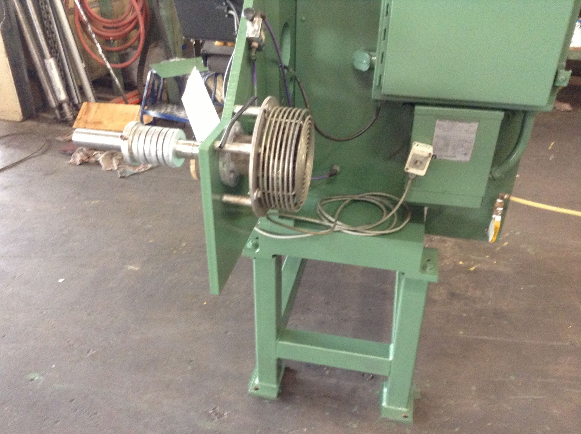 3” Dusenbery Model 794 DH roll doctoring machine. Age 1991. Serial # 22239. Heavy-duty design for - Image 3 of 11