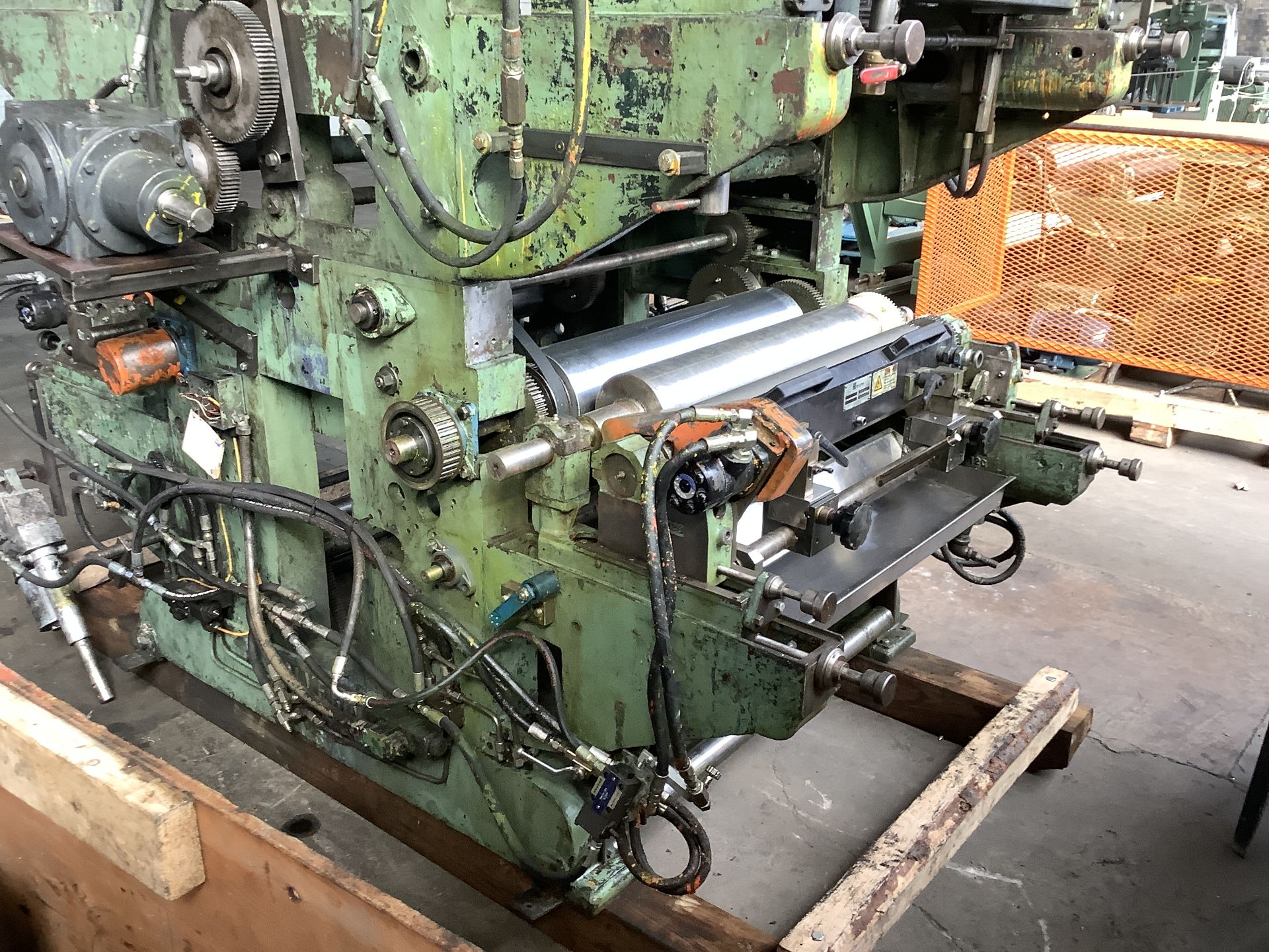 31” Wolverine Model 31-6 HLRE Hydroline 6-color stack flexographic printing press. 31” web width.