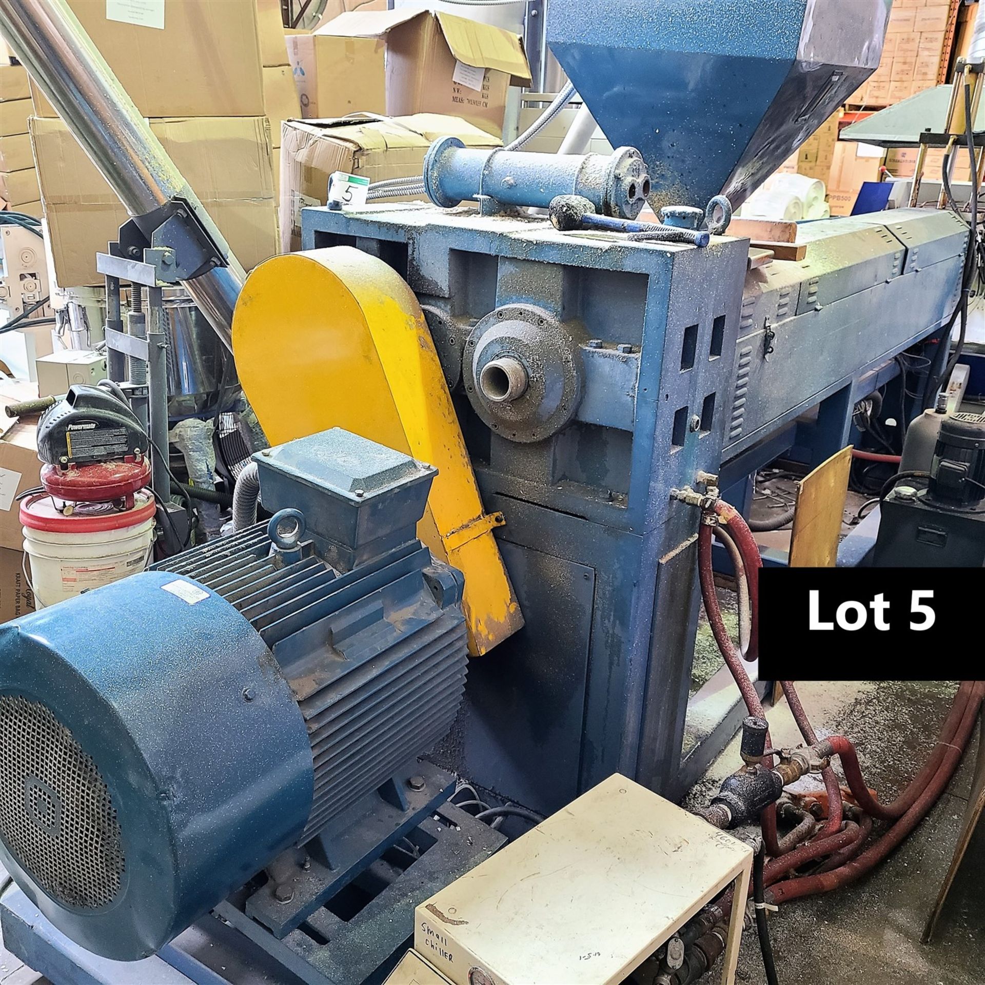 2007 EXTRUDER W/4 IN. BARREL, 380V/3 PH, 980 RPM, 45 KW, 36 IN. MAX WIDTH SHEET SIZE DIE, CONTROL