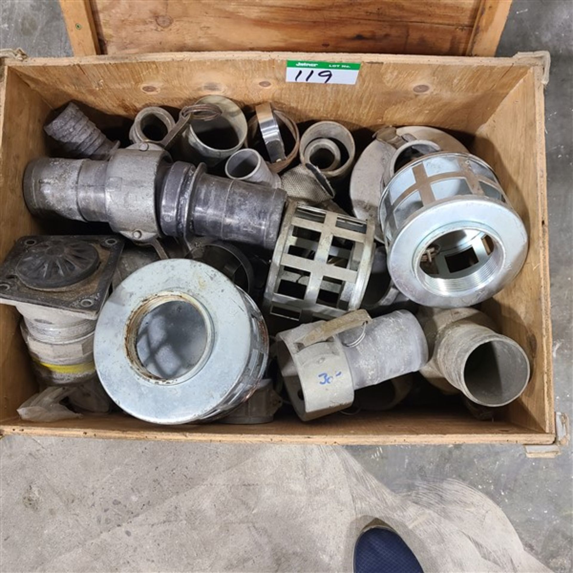 WOOD BOX OF ASSORTED PUMP HOSE STRAINERS, HOSE FITTINGS - Image 2 of 2