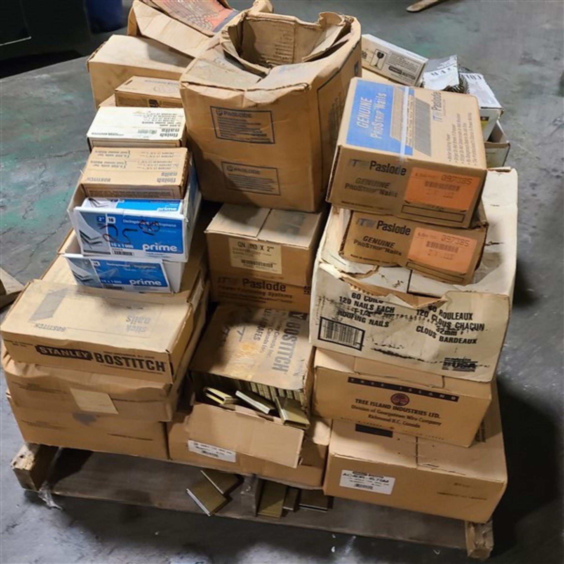 PALLET OF ASSORTED FASTENERS - Image 4 of 5