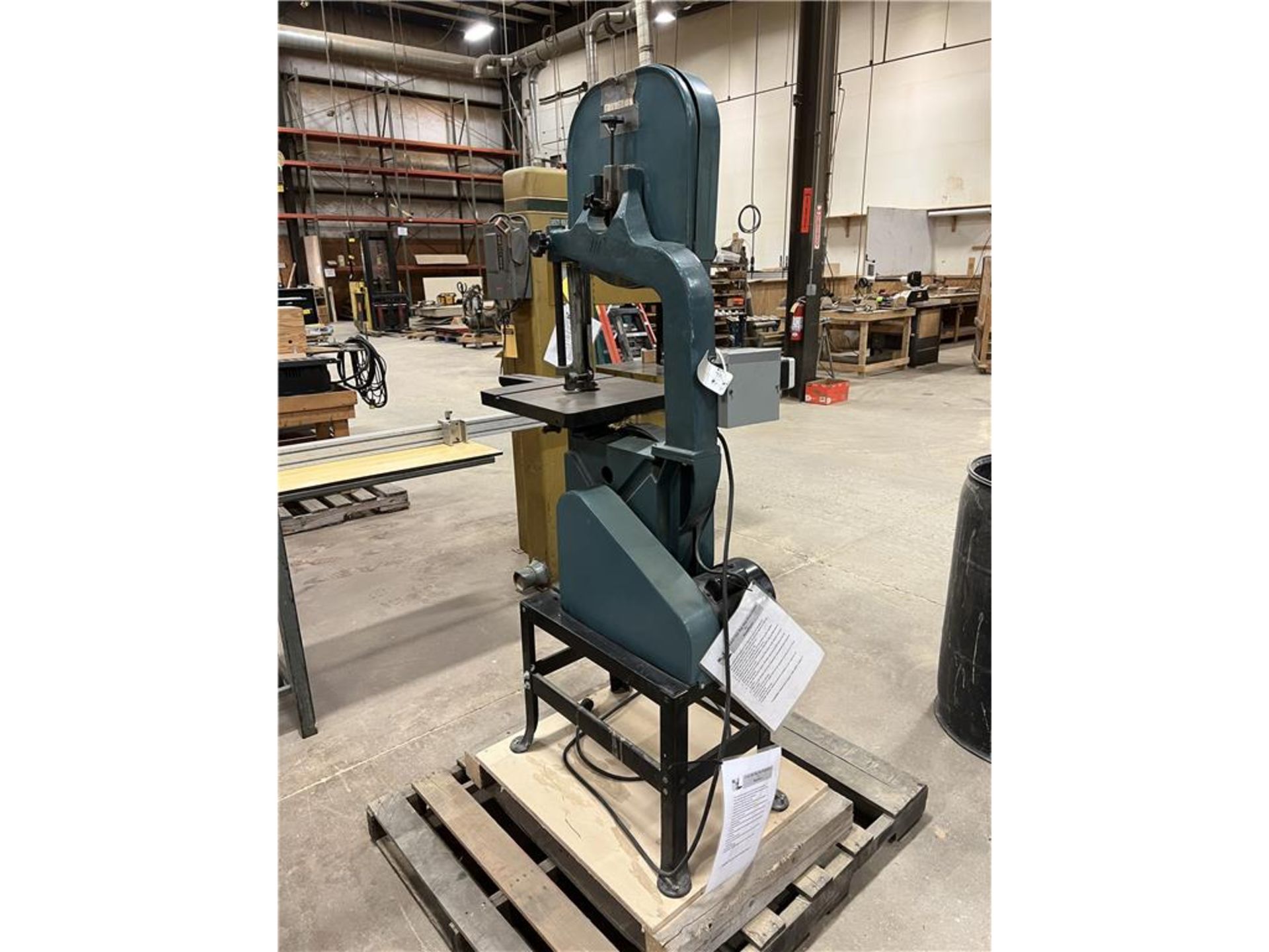 RELIANT 16" WOOD BANDSAW, 1PH - Image 2 of 2