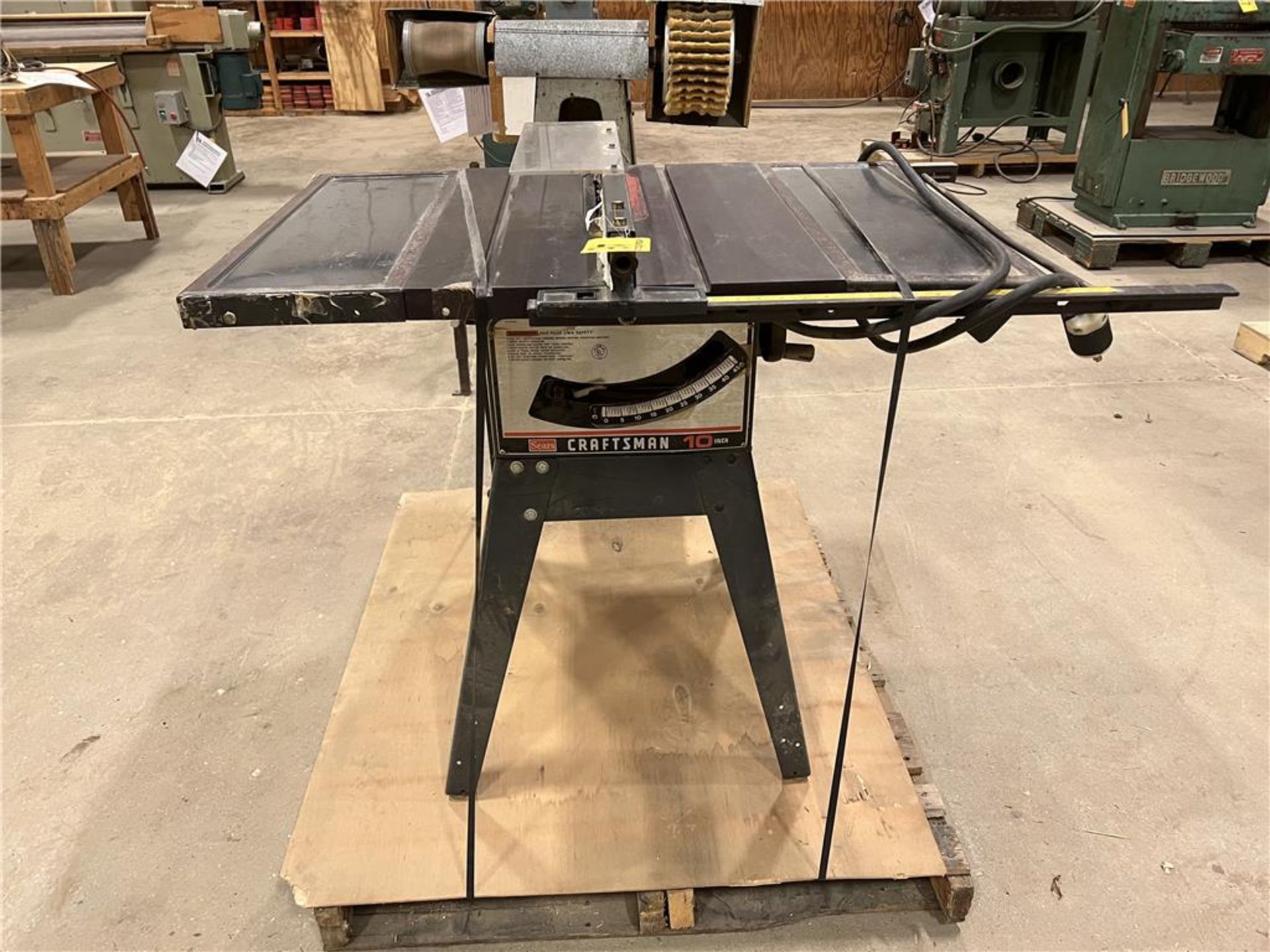 SEARS CRAFTSMAN 10" TABLE SAW, 1/2 HP, 1PH, MODEL 113.298031