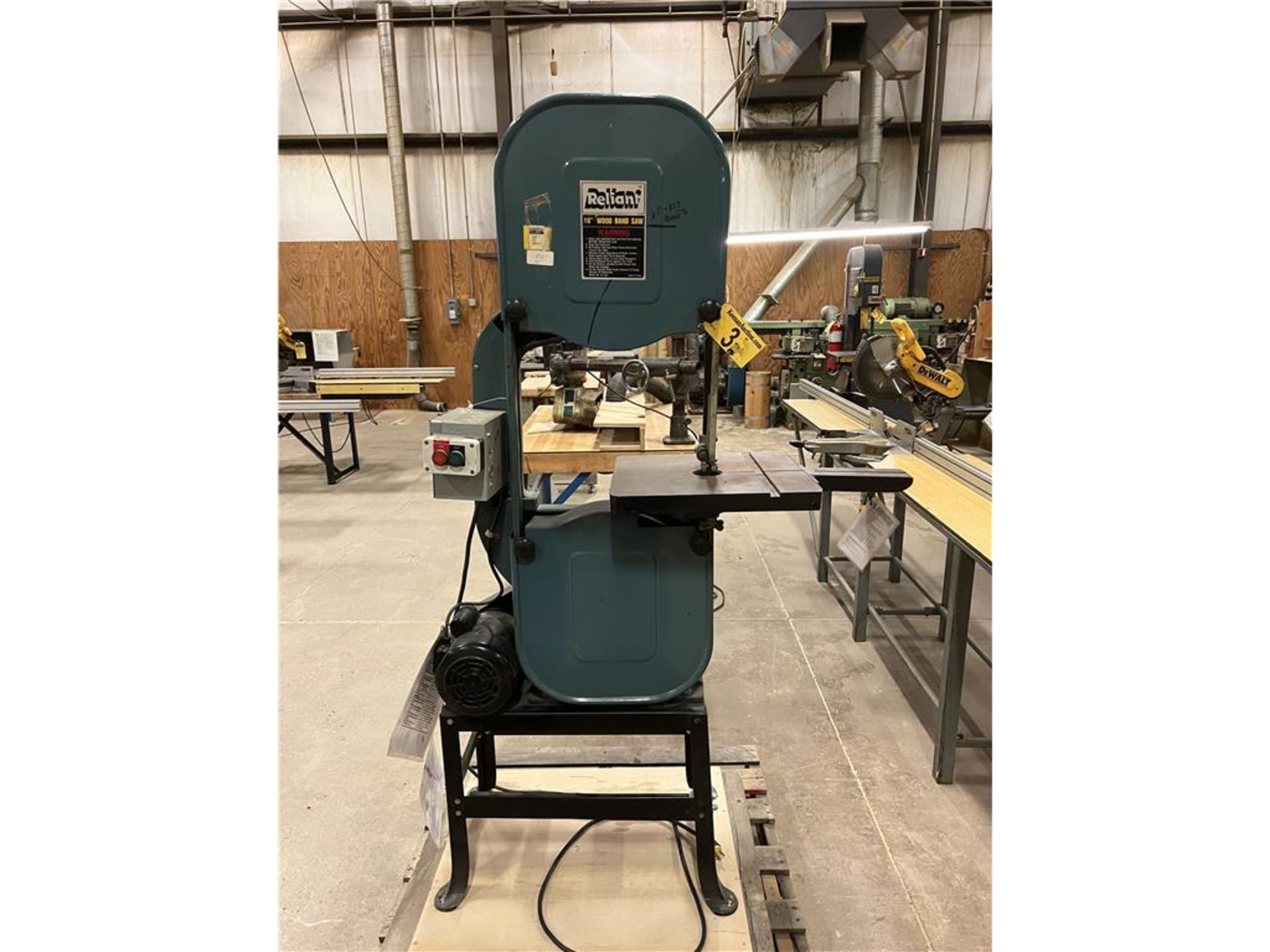 RELIANT 16" WOOD BANDSAW, 1PH