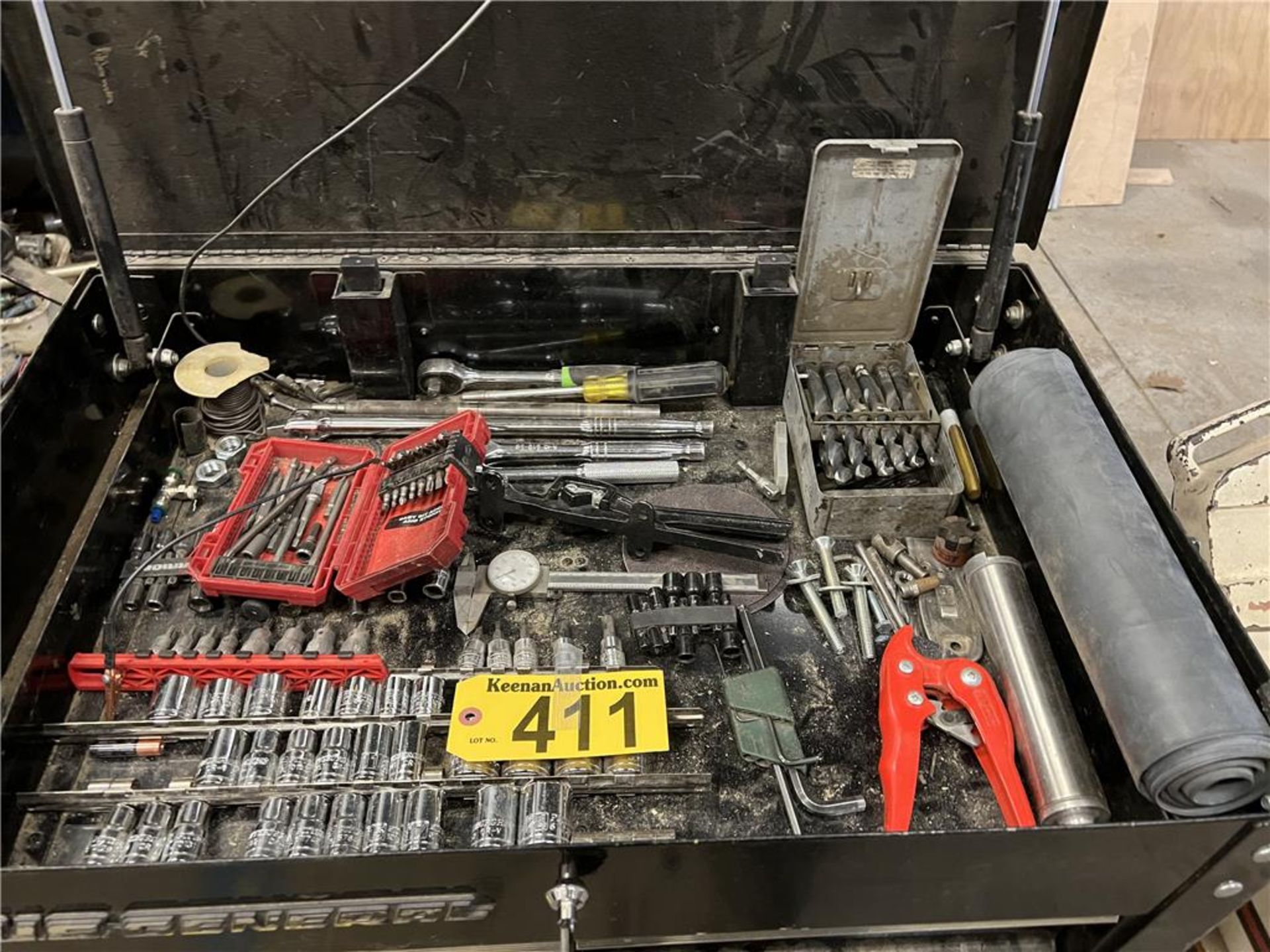 CONTENTS OF DRAWER: ASSORTED WRENCHES, SCREW DRIVERS, DRILL BITS, CUTTERS, SOCKETS