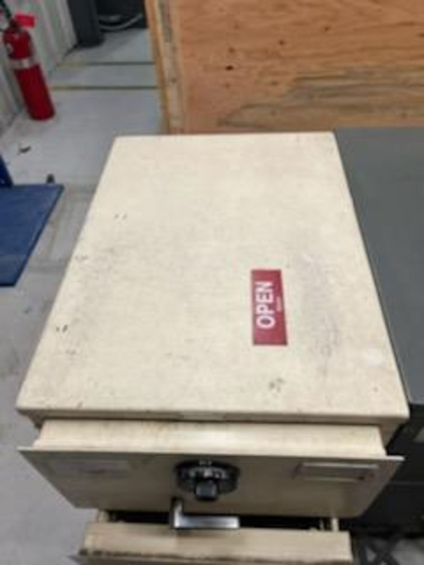 MOSLER 2-DRAWER SAFE, MODEL 406227 00A 09 - DATE OF MFG 11/91 - Image 4 of 4