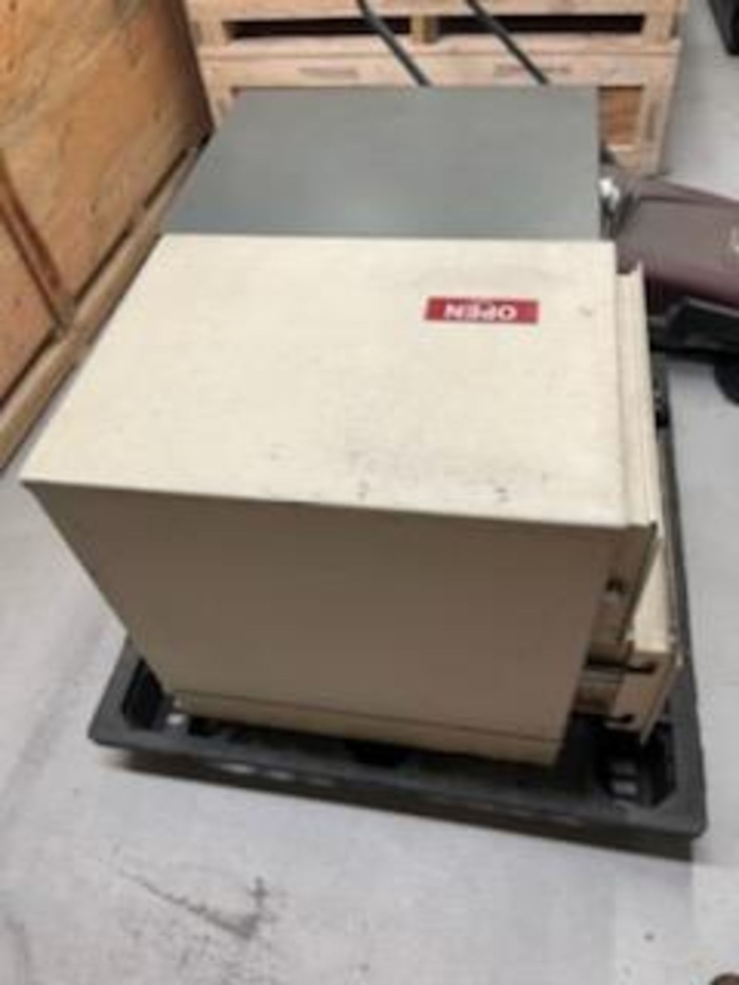 MOSLER 2-DRAWER SAFE, MODEL 406227 00A 09 - DATE OF MFG 11/91 - Image 2 of 4