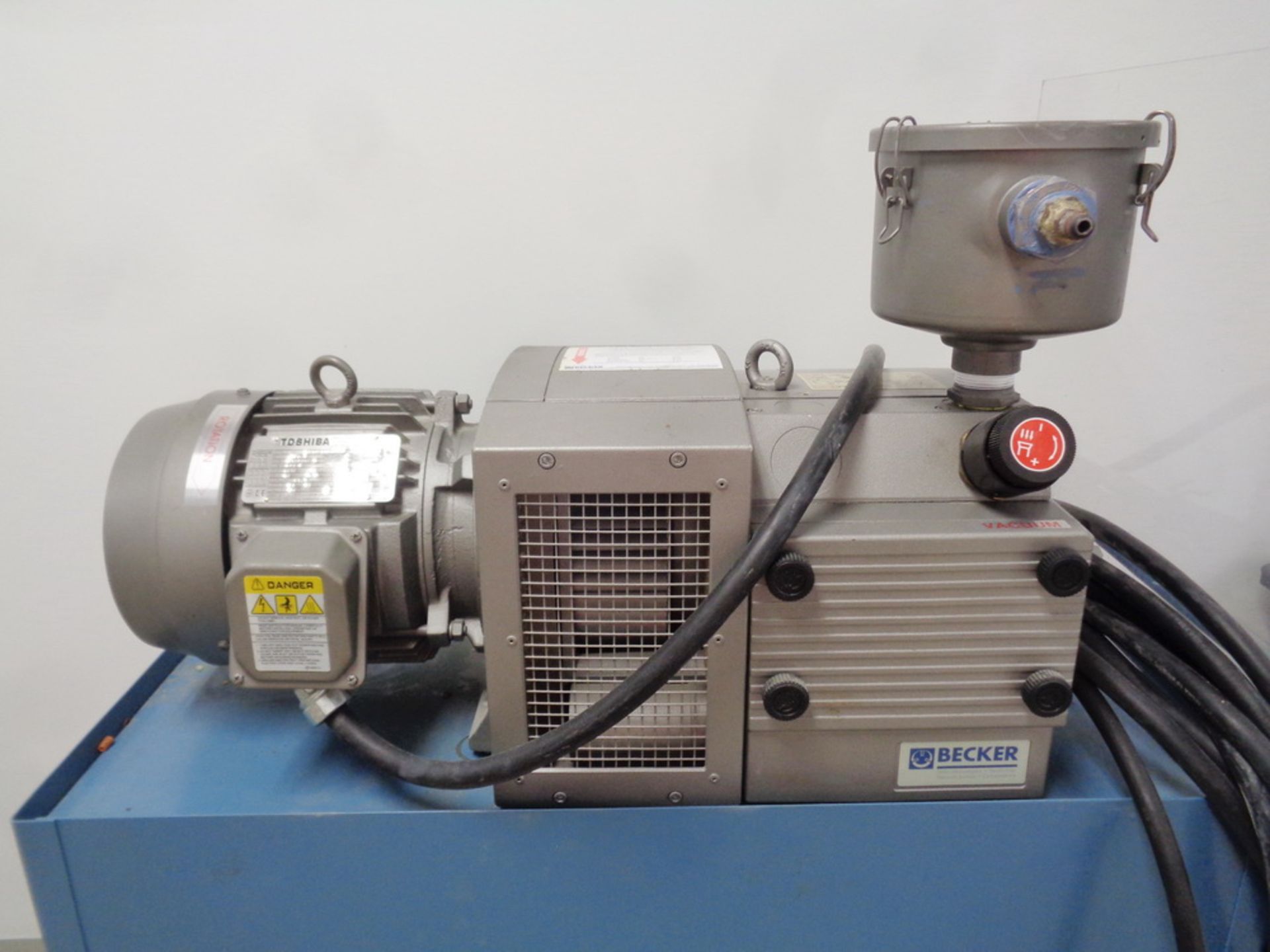 Becker Vacuum Pump, Model KVT 360, S/N D2173084