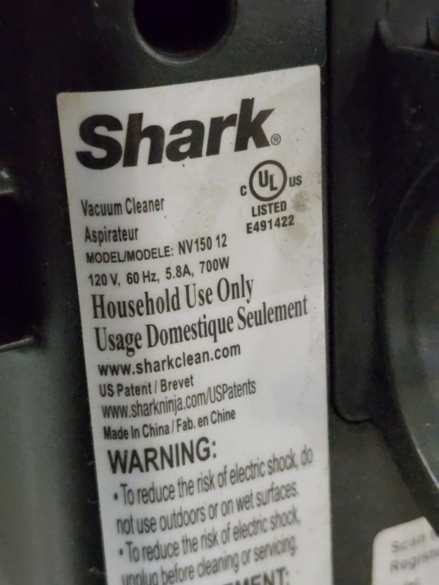 Shark Upright Vacuum 700W Model: NV150-12 - Image 4 of 4