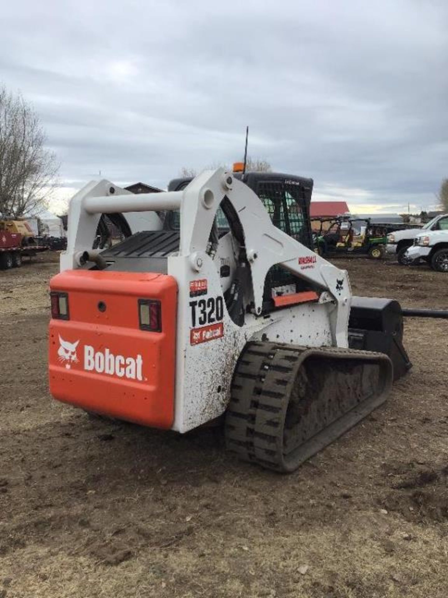 2008 Bobcat T320 Skidsteer +/-3000hrs s/n A7MP60323 +/-3000hrs s/n A7MP60323 - Image 3 of 13