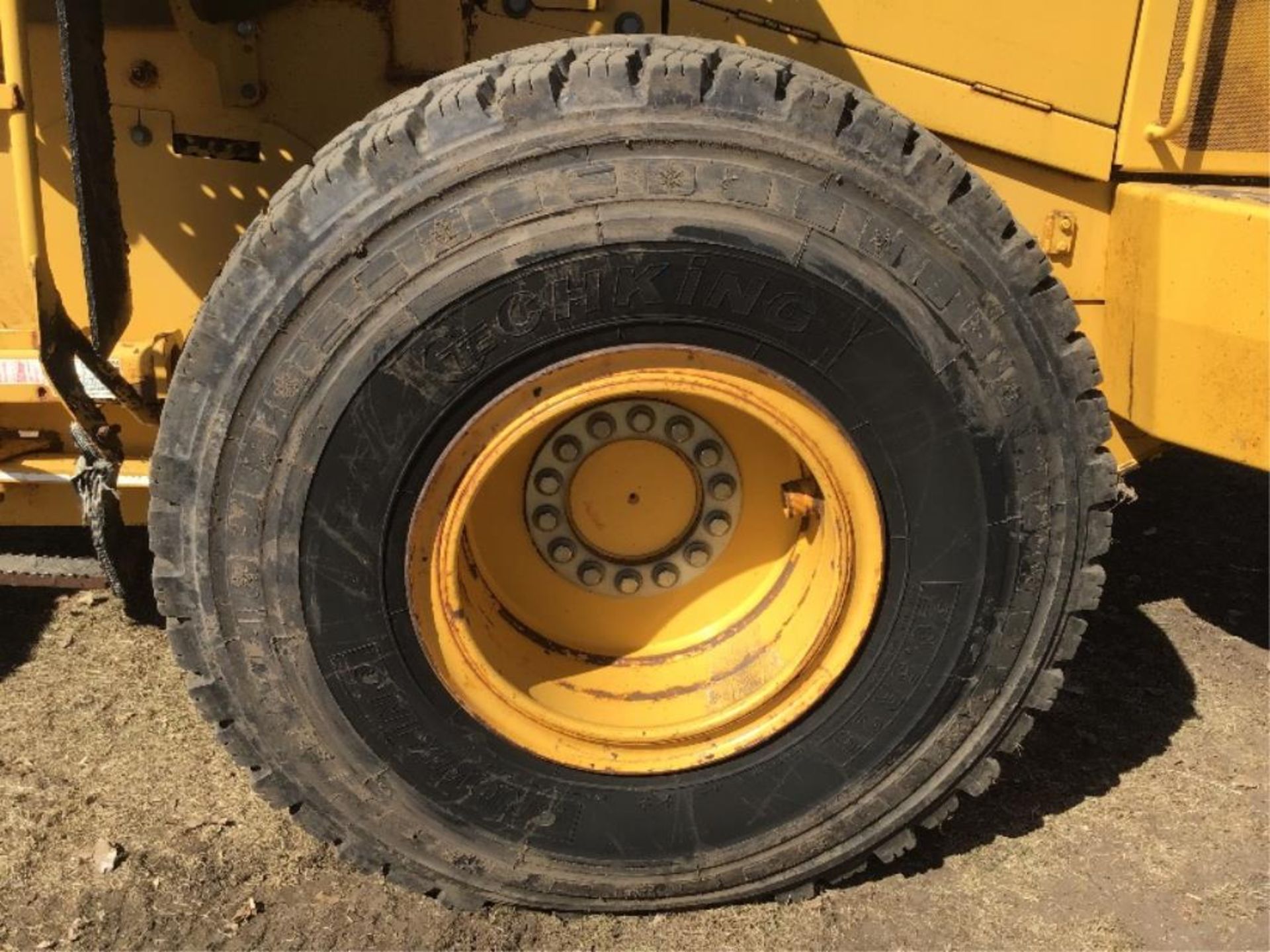 2007 John Deere 624J Wheel Loader s/n DW624JP613453 19,500hrs, w/Bucket. Like new Michelin snow - Image 13 of 26