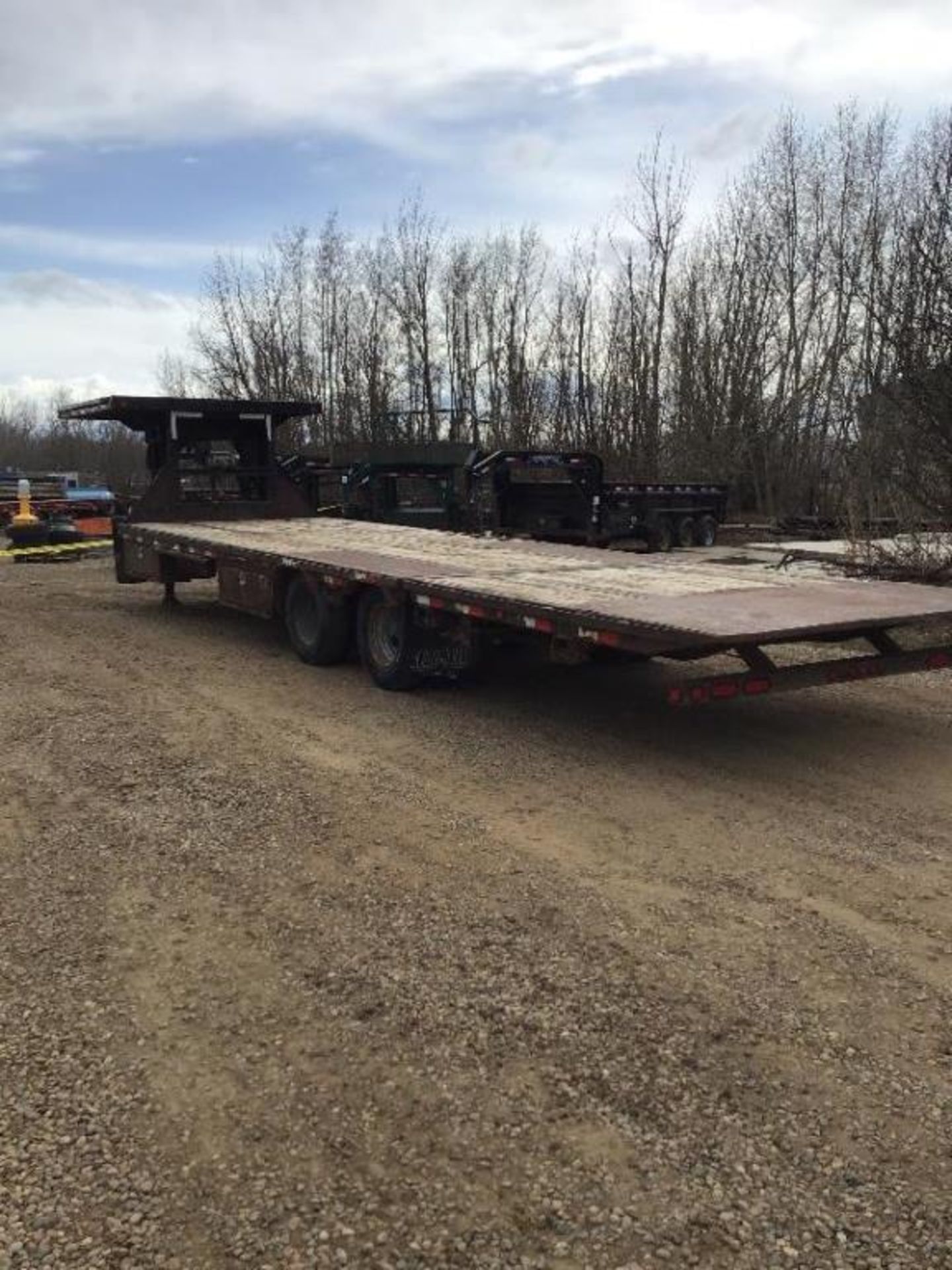 2012 Load Trail 30Ft T/A Dually Gooseneck Hitch Tr VIN 4ZEGL3027C1022063 W/Hyd Dove Tail, Hyd - Image 4 of 9