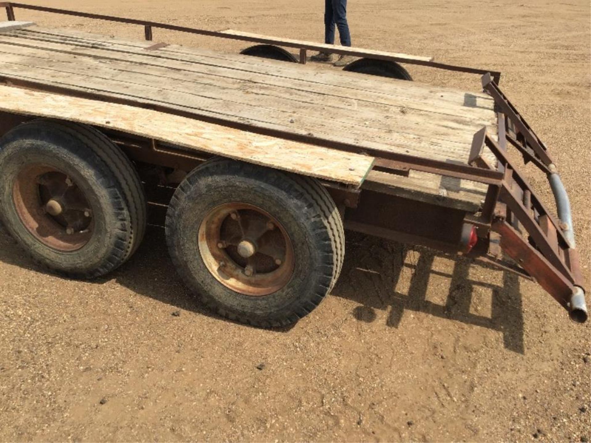 T/A Farm Trailer NO VIN. Sells with Bill of Sale only. - Image 5 of 6