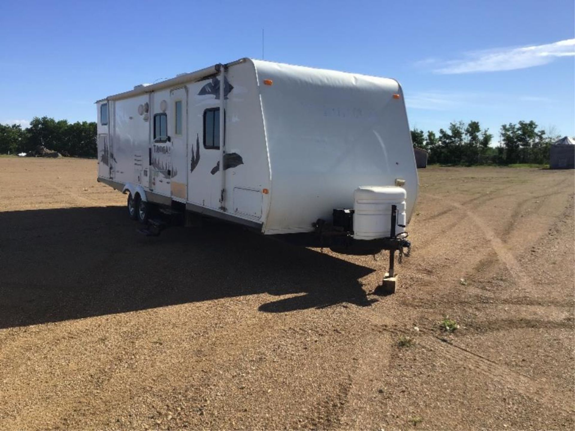 2008 Tundra 30QB-DSL Holiday Trailer VIN 47CTA3T298K123271 Quad Bunks in rear, Master Bedroom in - Image 2 of 18