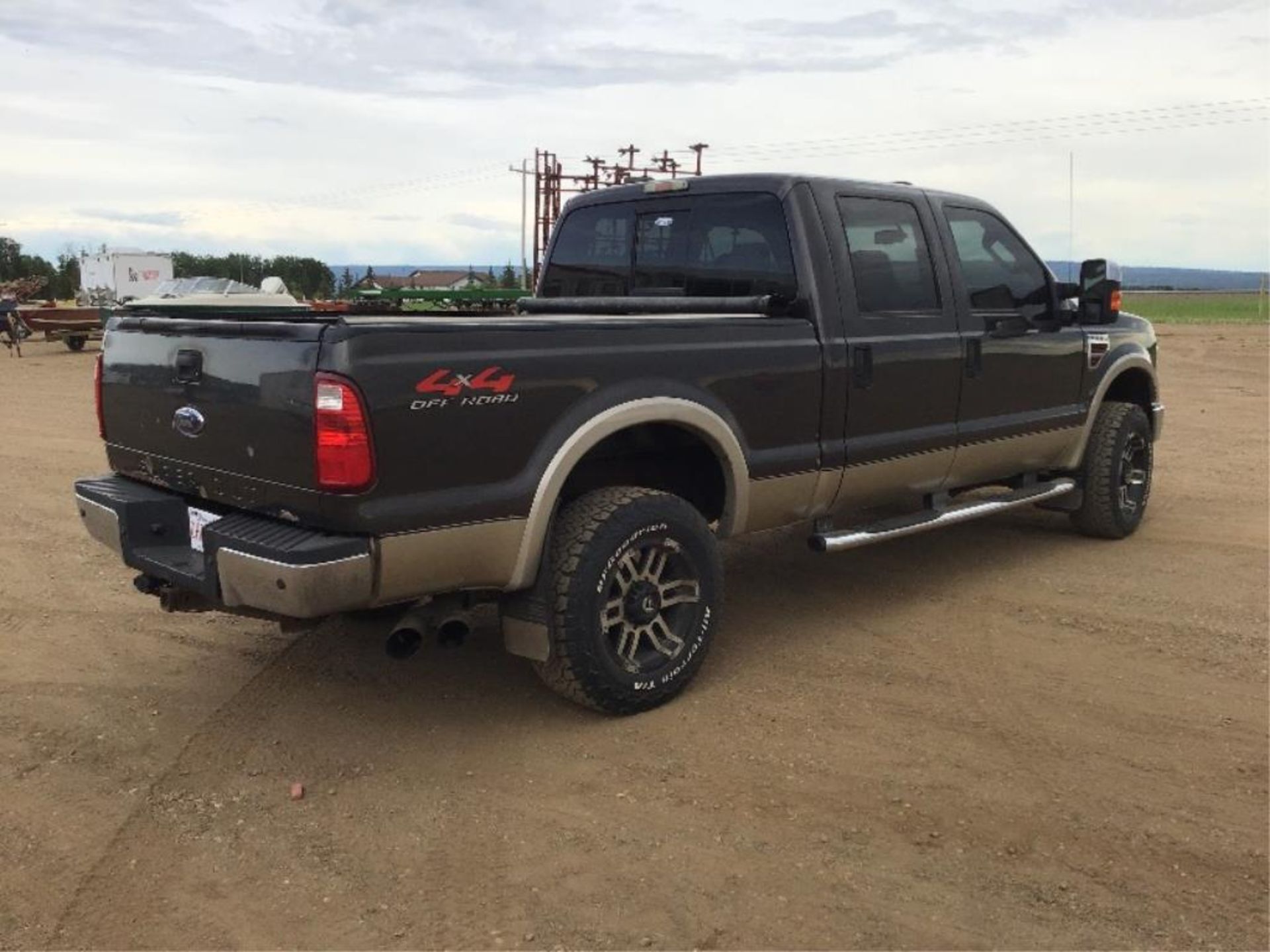 2008 Ford F350 Superduty Crew Cab Lariat 4x4 Truck VIN 1FTWW31R18EA06847 6.4L Turbo Diesel Eng, A/T, - Image 4 of 22