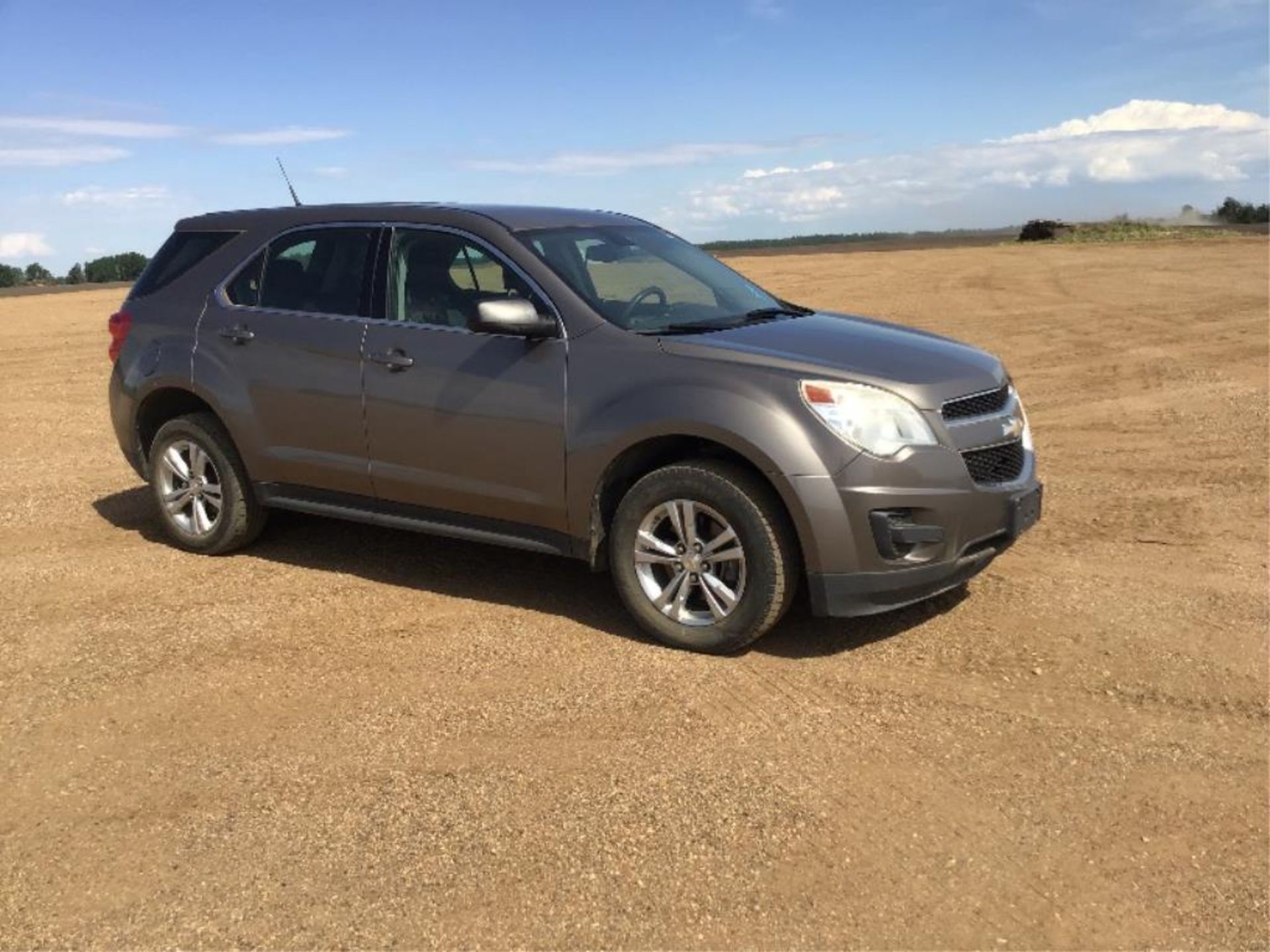 2010 Chevrolet Equinox LS AWD SUV VIN 2CNFLCEW3A6390547 EcoTec Eng, A/T, 105,936km. From the Fort