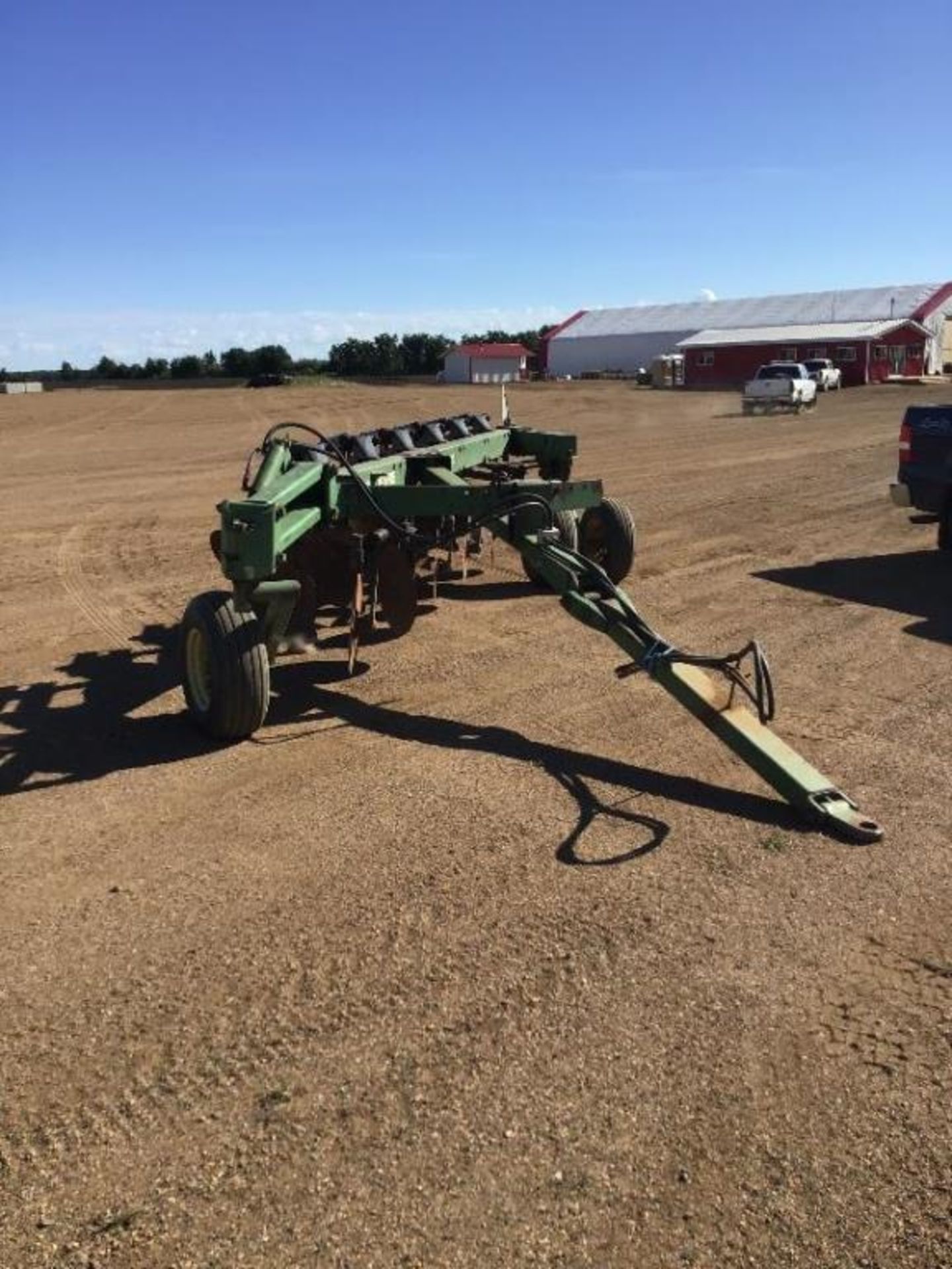 3600 John Deere 6 bottom plow - Image 2 of 5