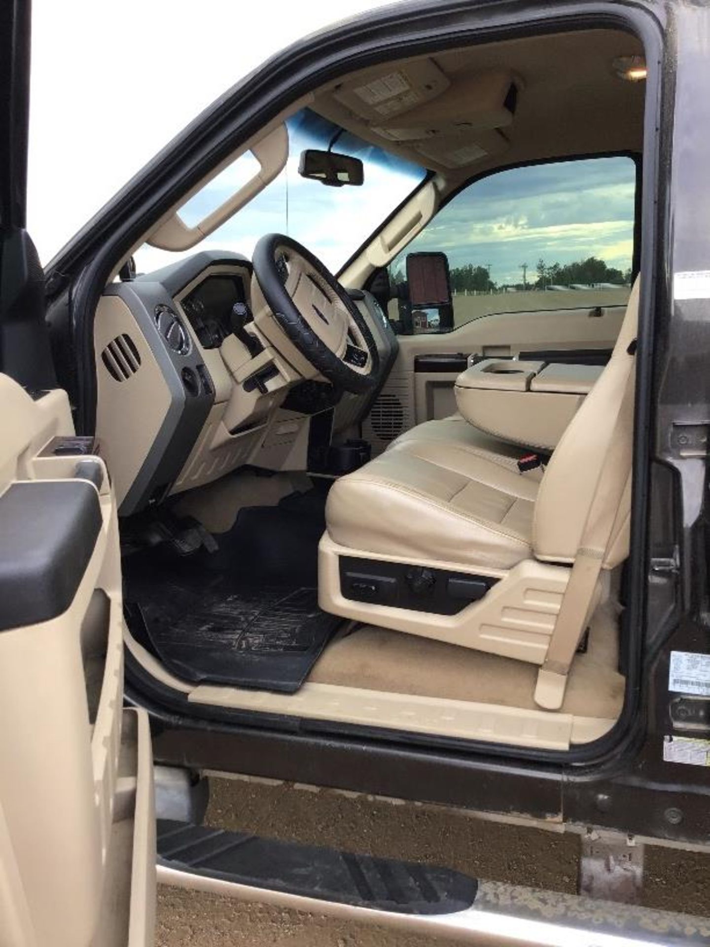 2008 Ford F350 Superduty Crew Cab Lariat 4x4 Truck VIN 1FTWW31R18EA06847 6.4L Turbo Diesel Eng, A/T, - Image 11 of 22