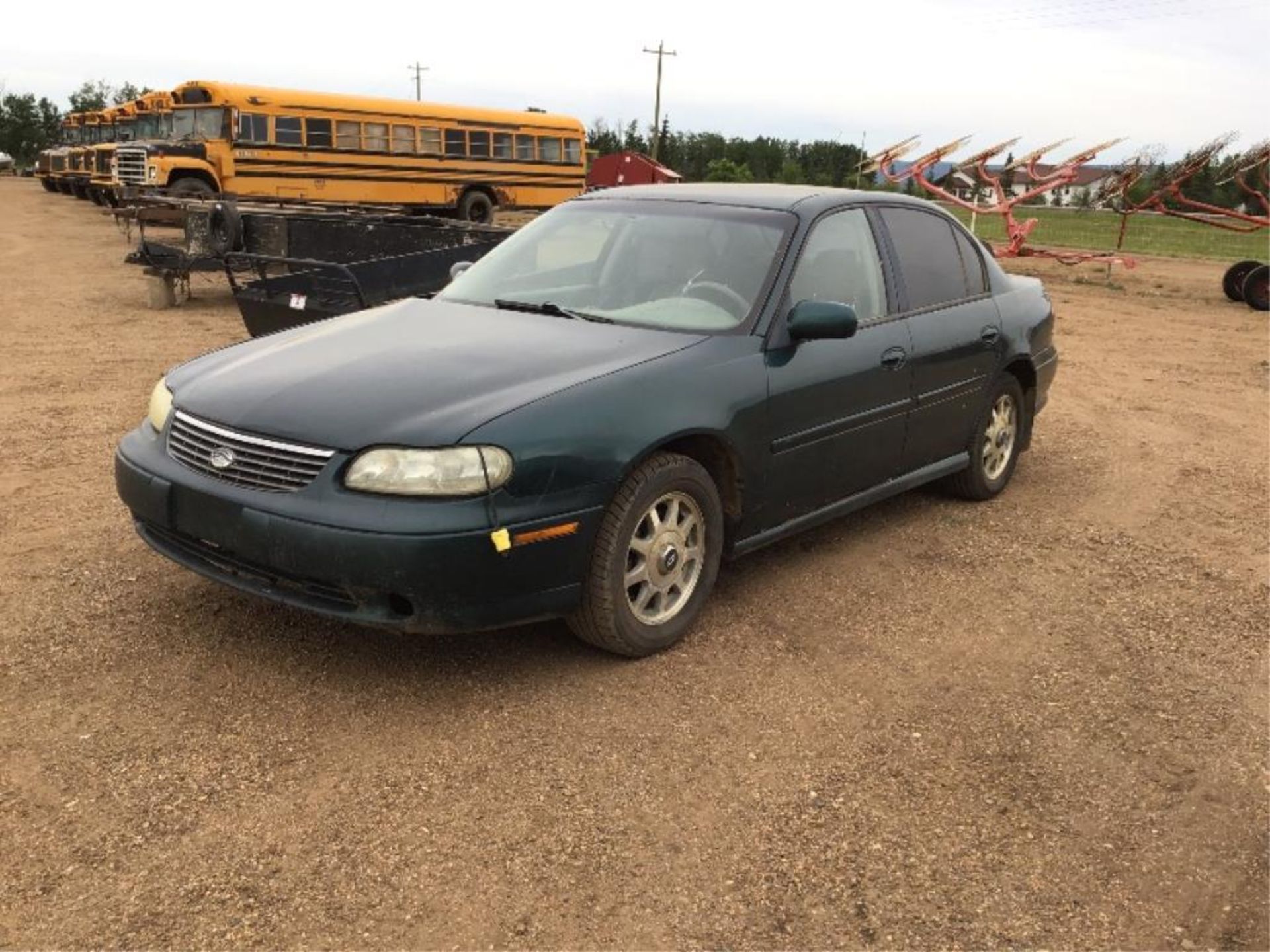 1998 Chevrolet Malibu 4-Door Car VIN 1G1ND52M1W6236212 V6 Gas Eng, A/T, 241,030km