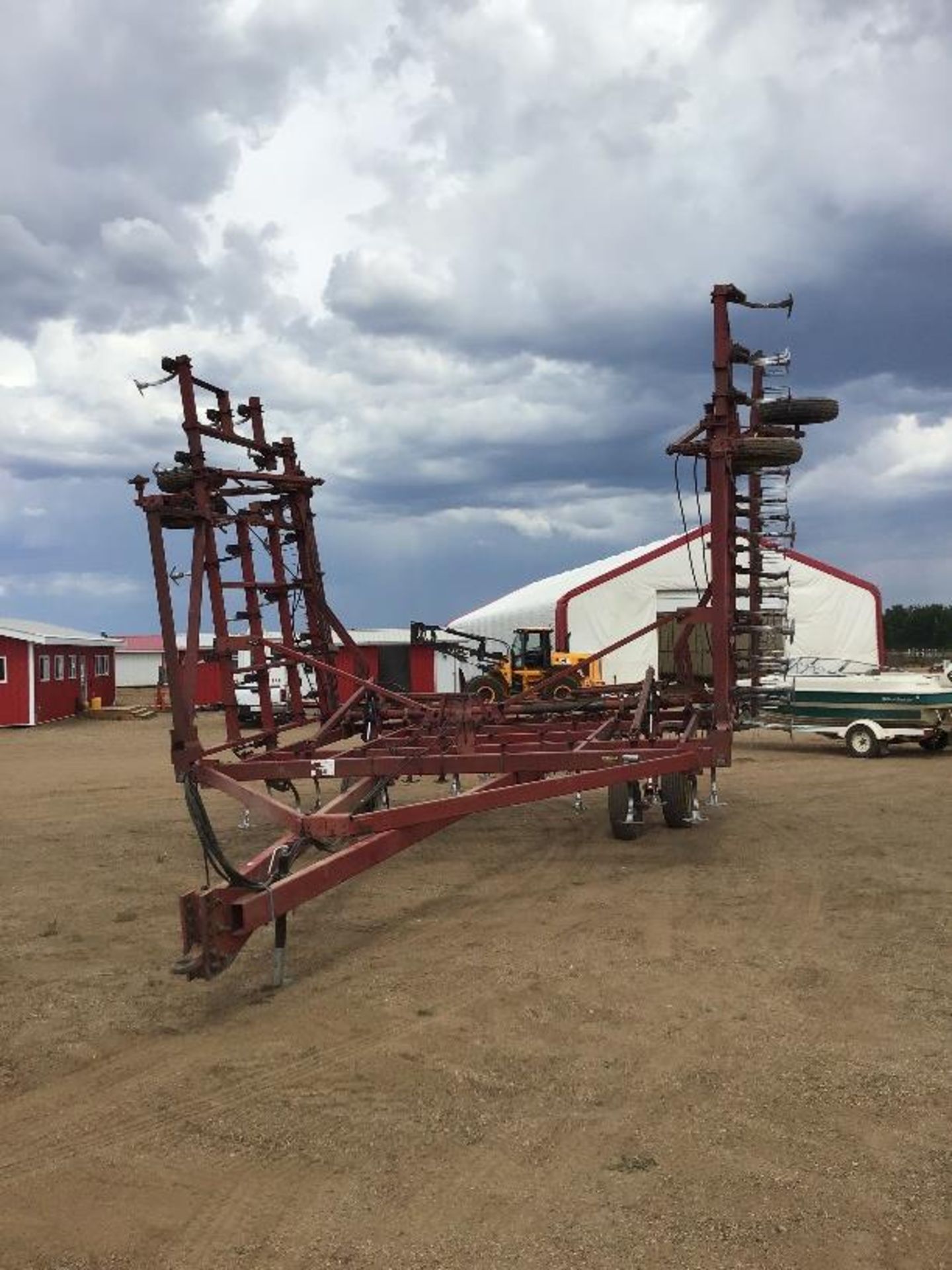 International 41Ft Vibrashank Cultivator 6in Spacing, 9in Shovels