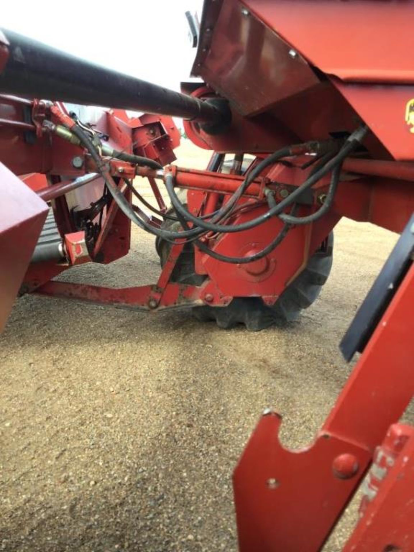 Case IH 8830 21.5Ft Swather Hydrostatic Drive, Gauge Wheels, hrs Unknown - Image 7 of 13