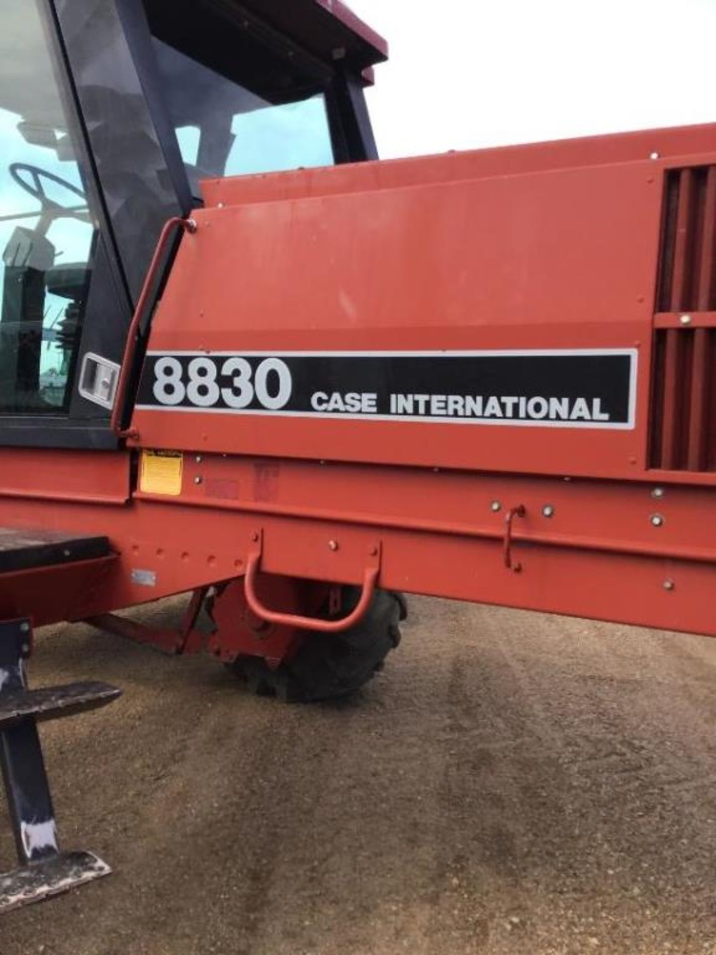 Case IH 8830 21.5Ft Swather Hydrostatic Drive, Gauge Wheels, hrs Unknown - Image 4 of 13