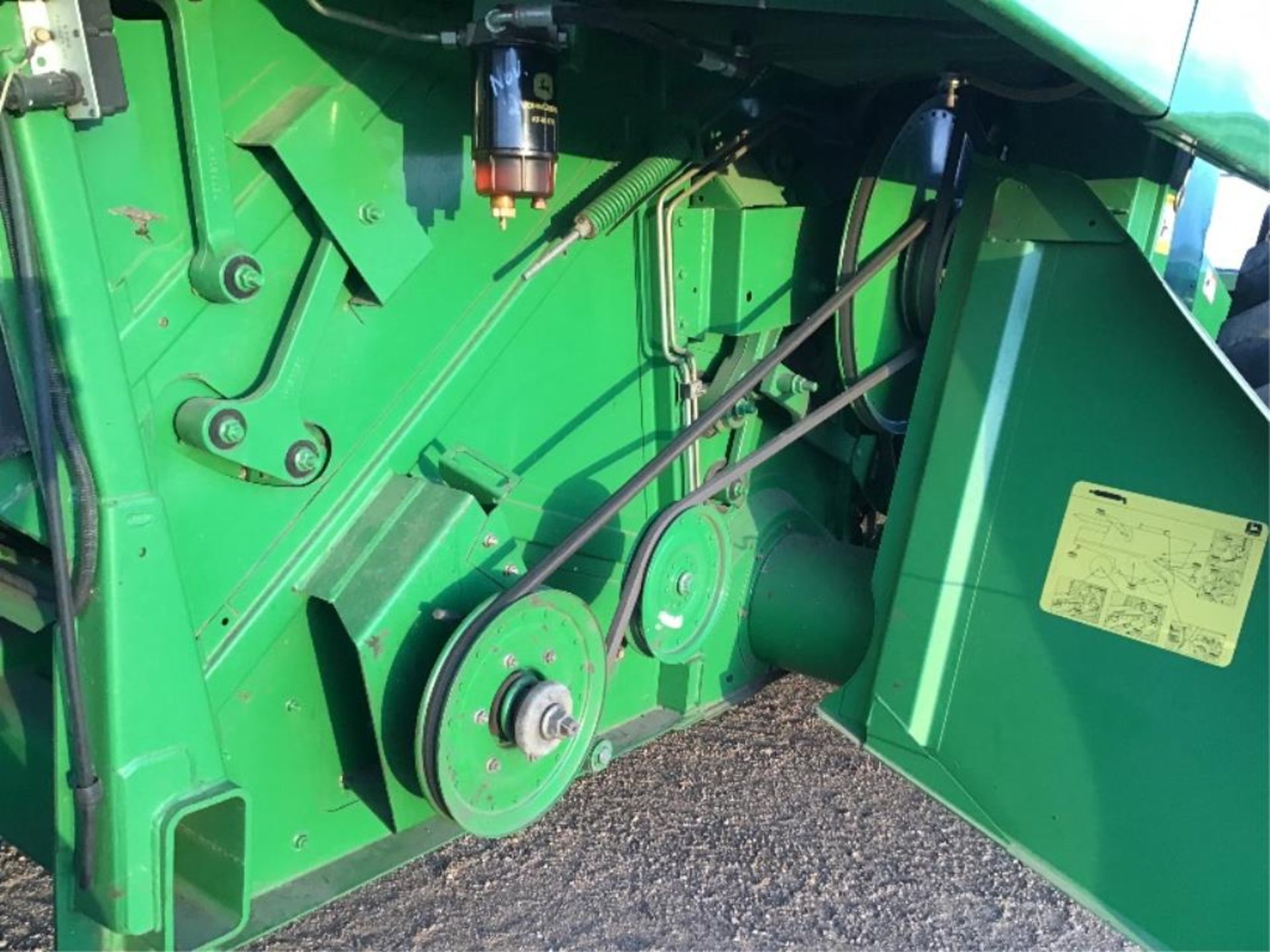 1994 John Deere 9600 Combine w/914 P/U Header Rear tires new in 2021, Farm Trax Yield Monitor, wired - Image 29 of 38