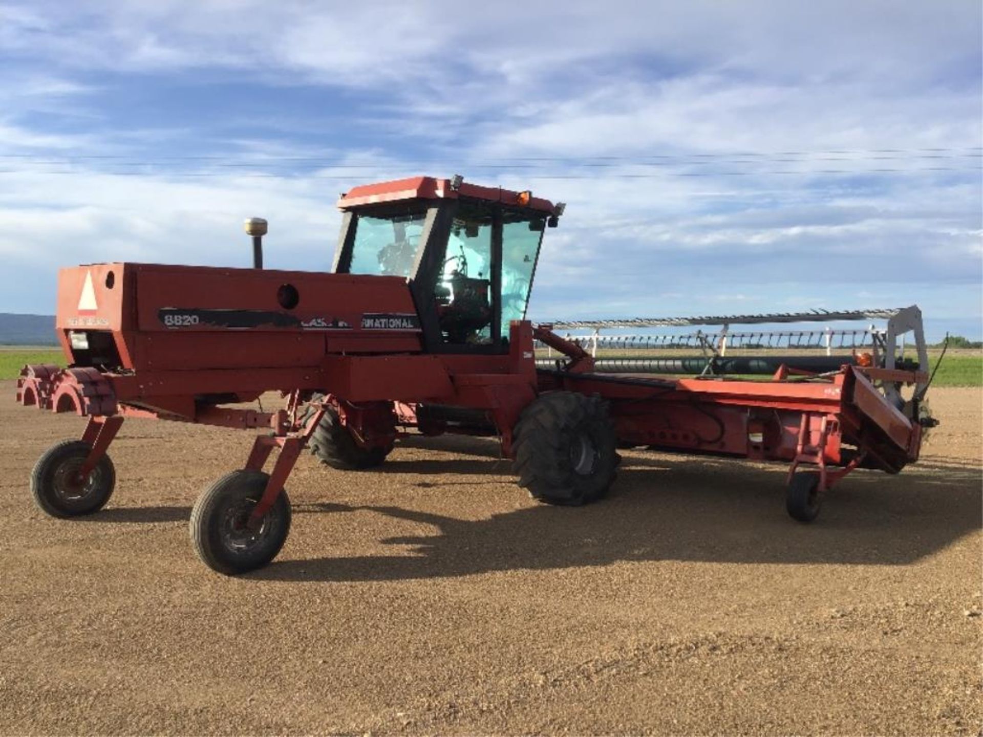 Case IH 8820 25Ft Swather Rear Weights, Diesel power, Hydro static Drive, U/2 Pickup Reel w/Poly - Image 4 of 23